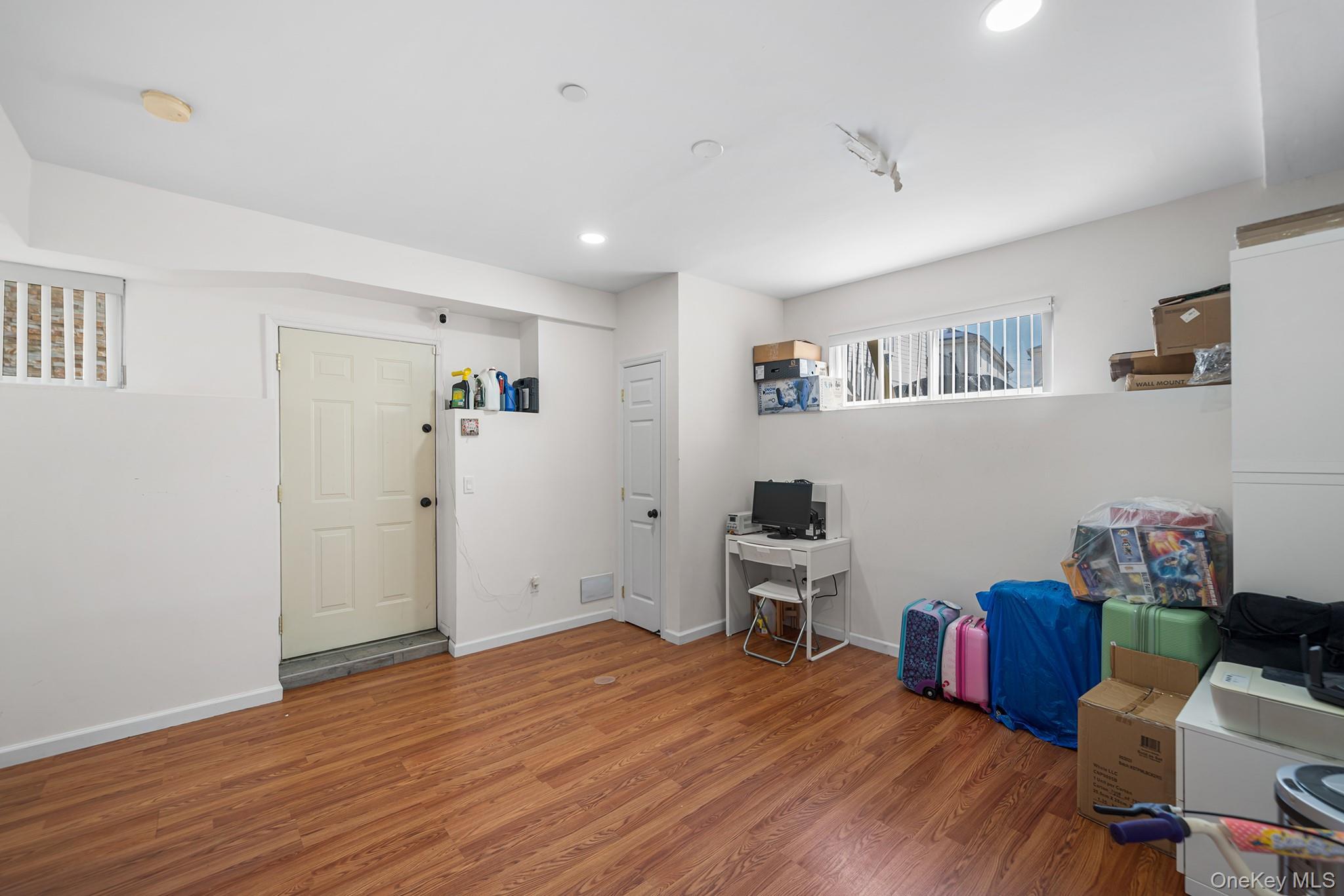 Single Family Union  Staten Island, NY 10303, MLS-902768-19