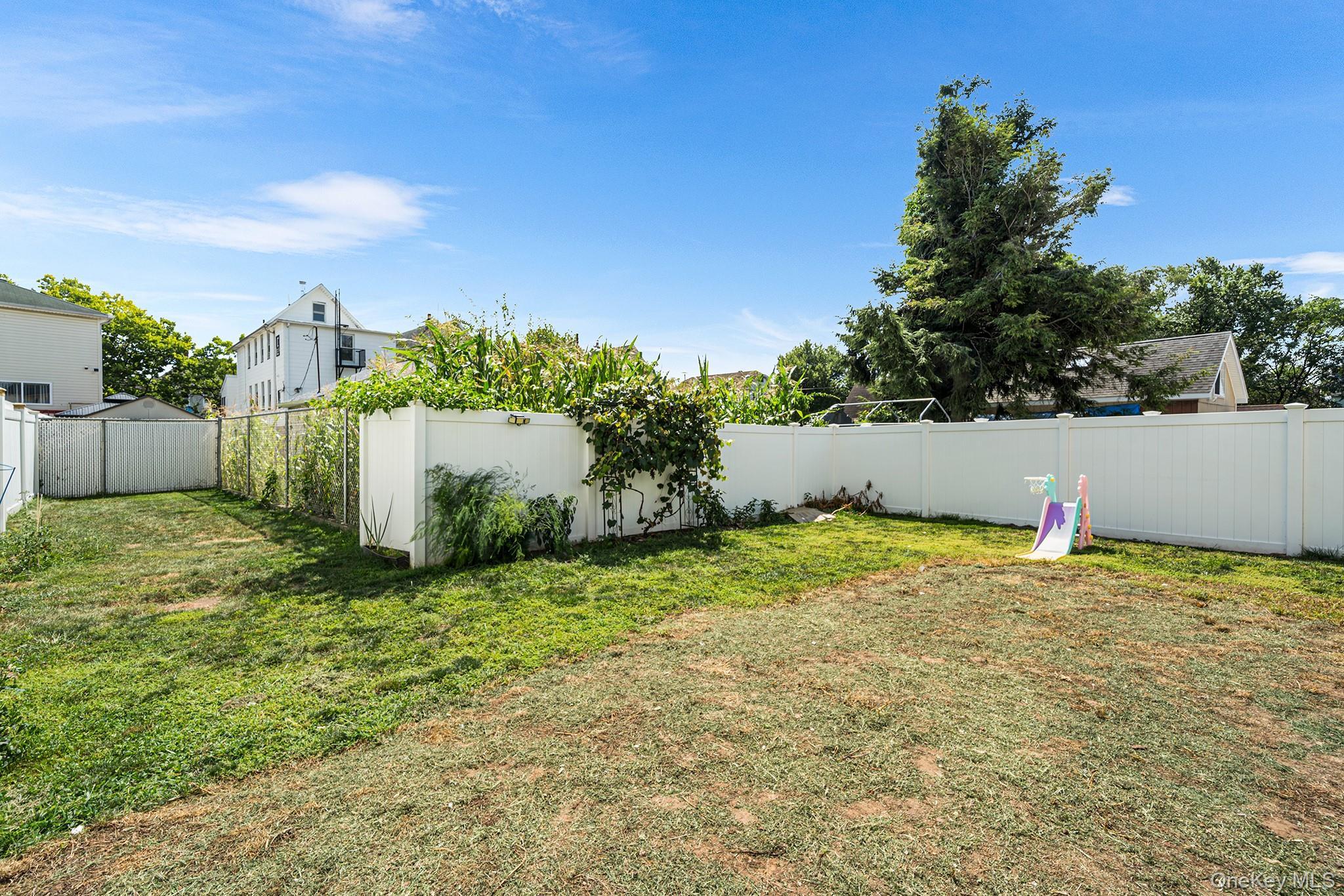 Single Family Union  Staten Island, NY 10303, MLS-902768-27