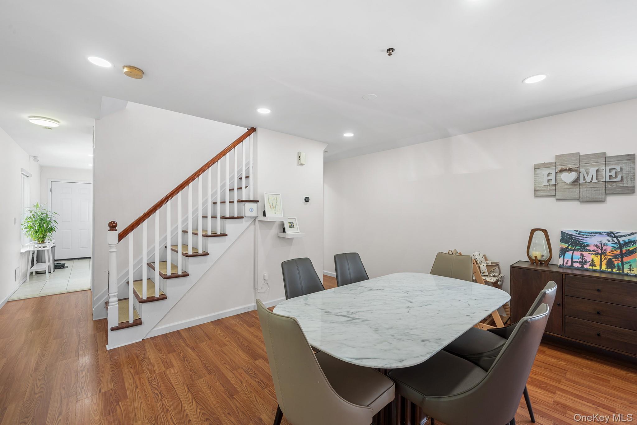 Single Family Union  Staten Island, NY 10303, MLS-902768-4