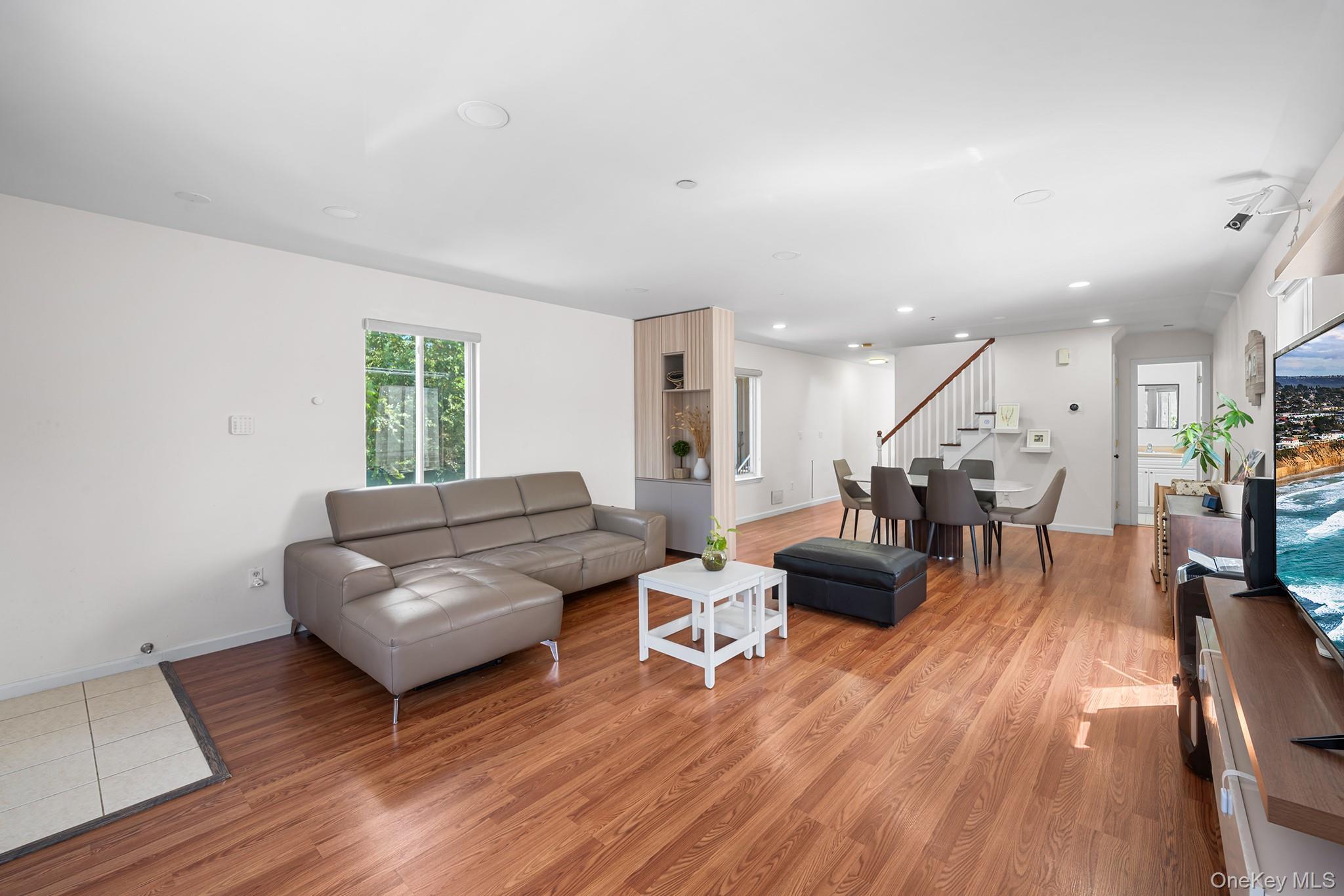 Single Family Union  Staten Island, NY 10303, MLS-902768-5