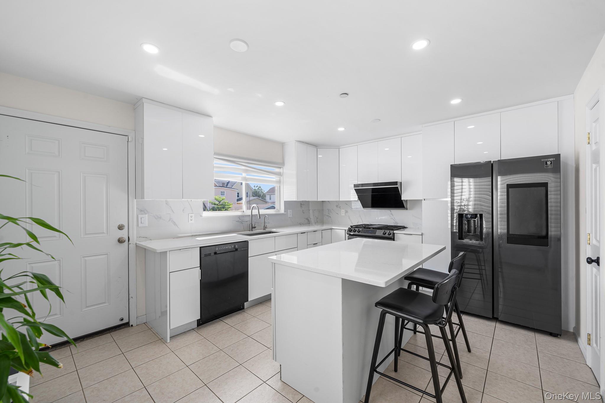 Single Family Union  Staten Island, NY 10303, MLS-902768-7