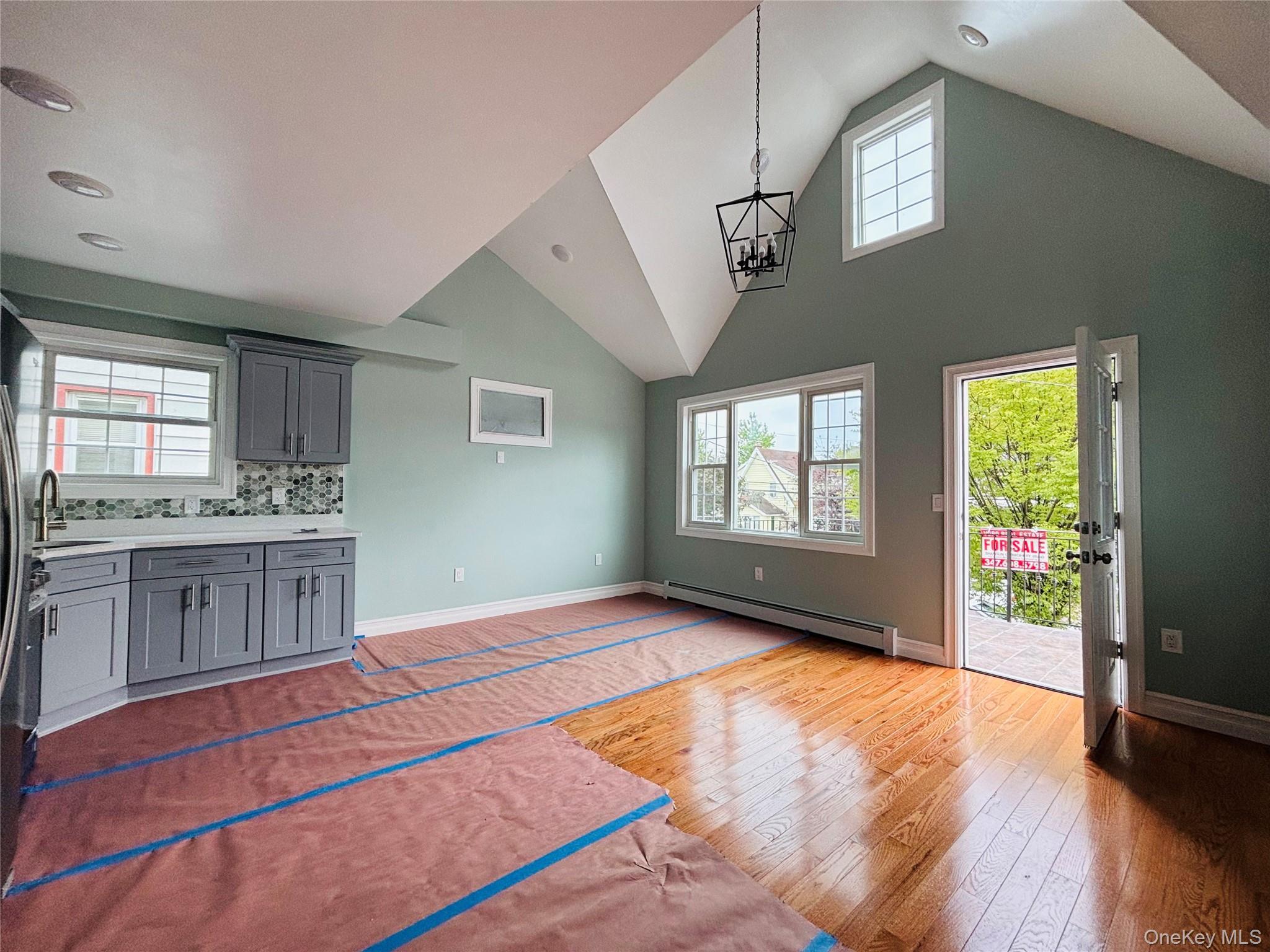 Single Family 210 Street  Queens, NY 11429, MLS-902770-21