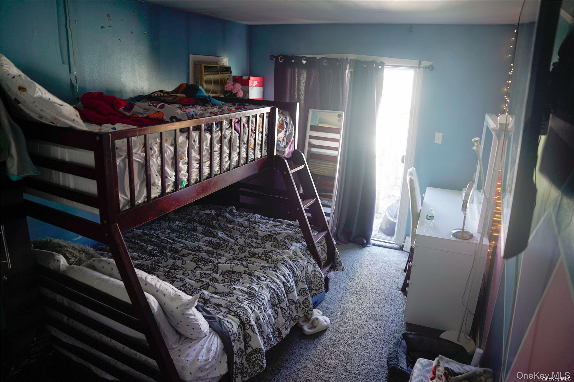 Single Family Almeda Queens, NY 11692, MLS-902776-10