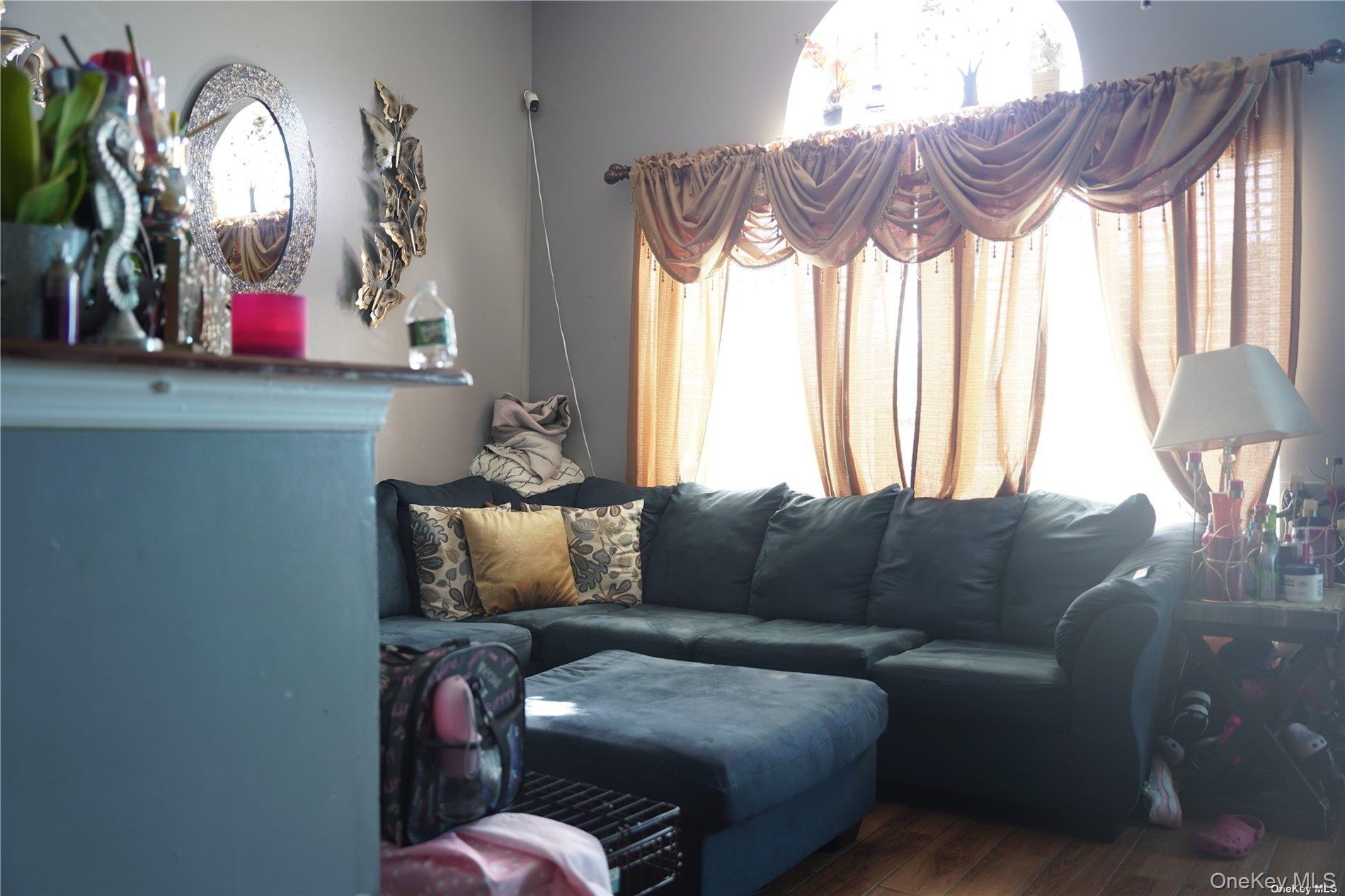 Single Family Almeda Queens, NY 11692, MLS-902776-19
