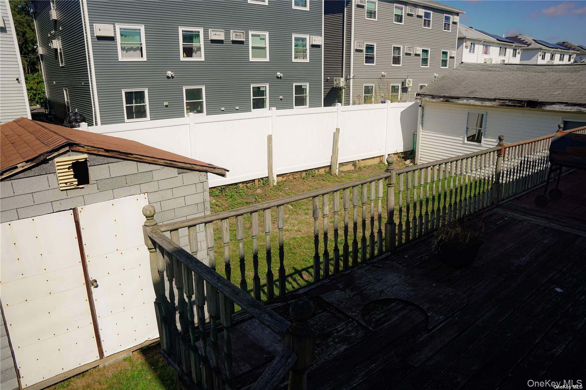 Single Family Almeda Queens, NY 11692, MLS-902776-21