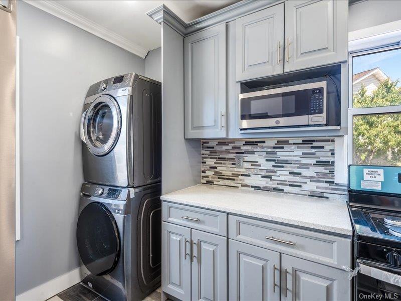 Single Family Sunbury  Queens, NY 11434, MLS-902789-16