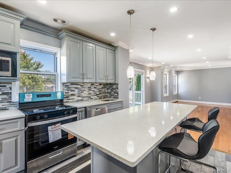 Single Family Sunbury  Queens, NY 11434, MLS-902789-17