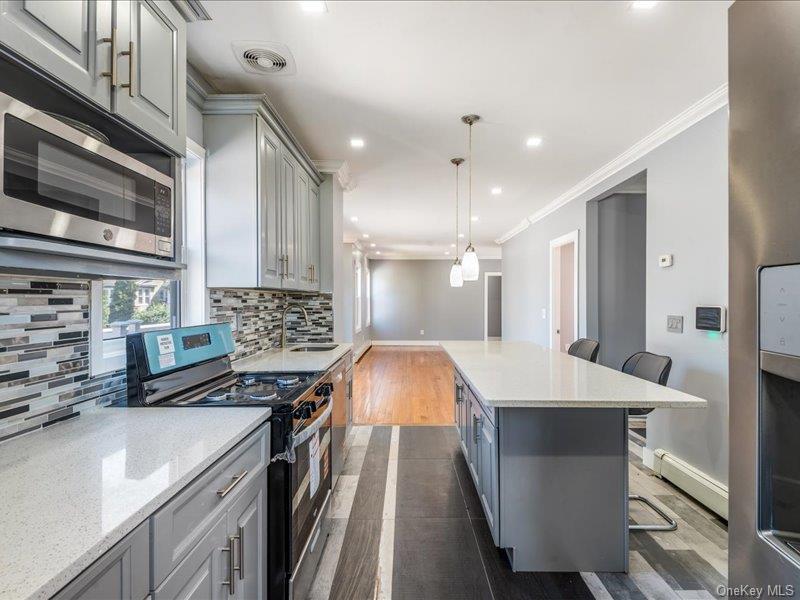 Single Family Sunbury  Queens, NY 11434, MLS-902789-18