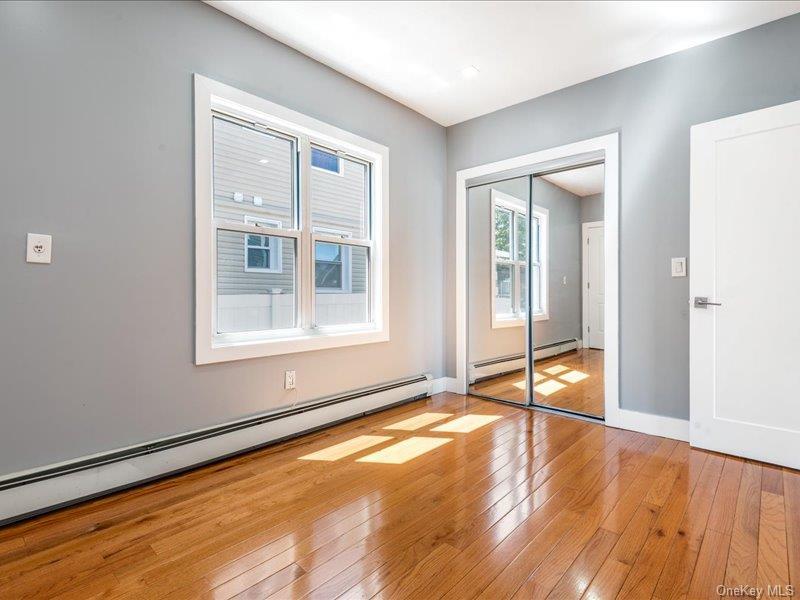 Single Family Sunbury  Queens, NY 11434, MLS-902789-22