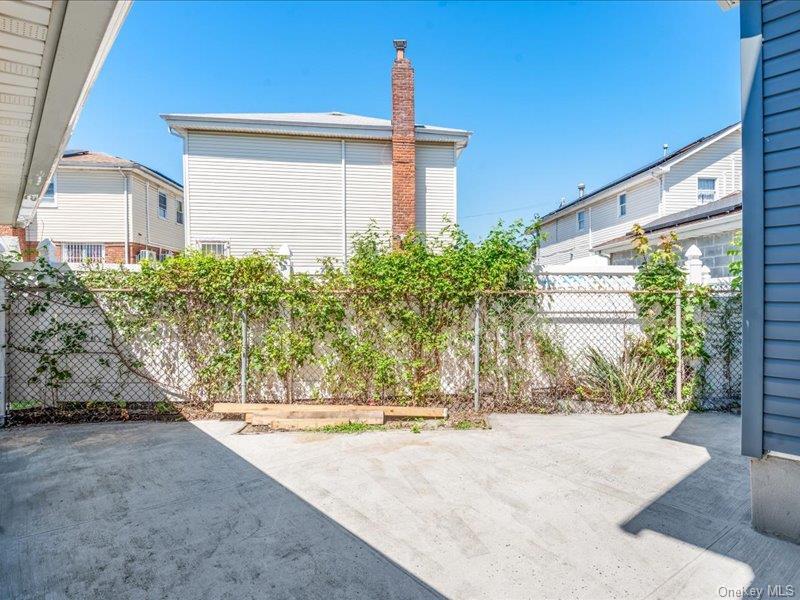 Single Family Sunbury  Queens, NY 11434, MLS-902789-3