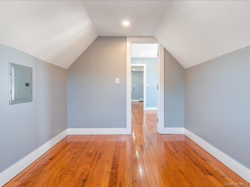 Single Family Sunbury  Queens, NY 11434, MLS-902789-33