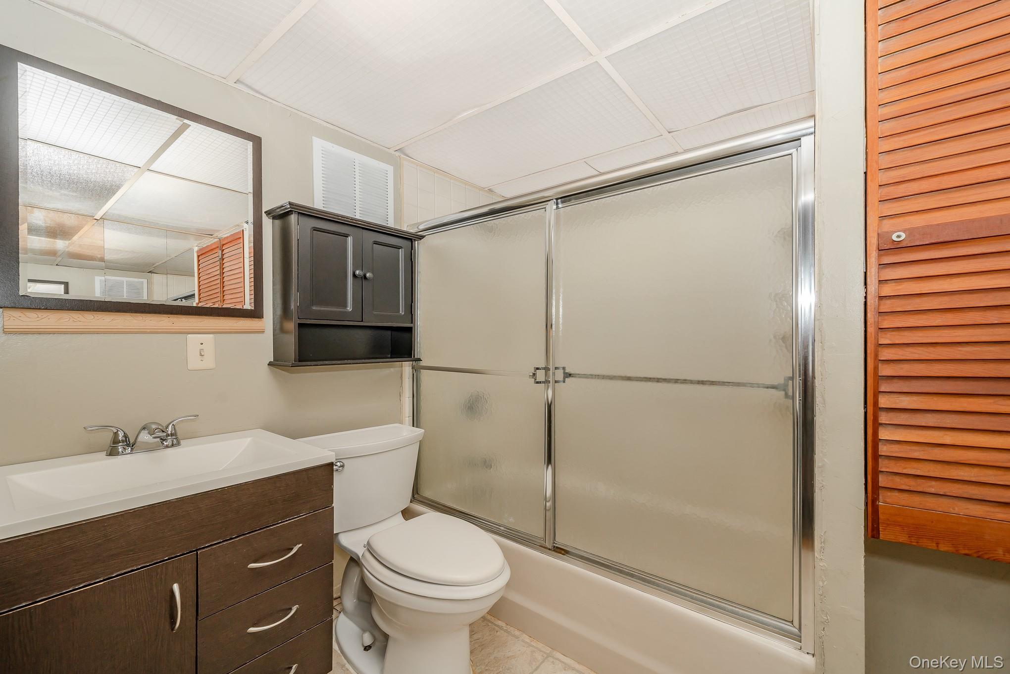 Single Family Park  Nassau County, NY 11520, MLS-902797-17