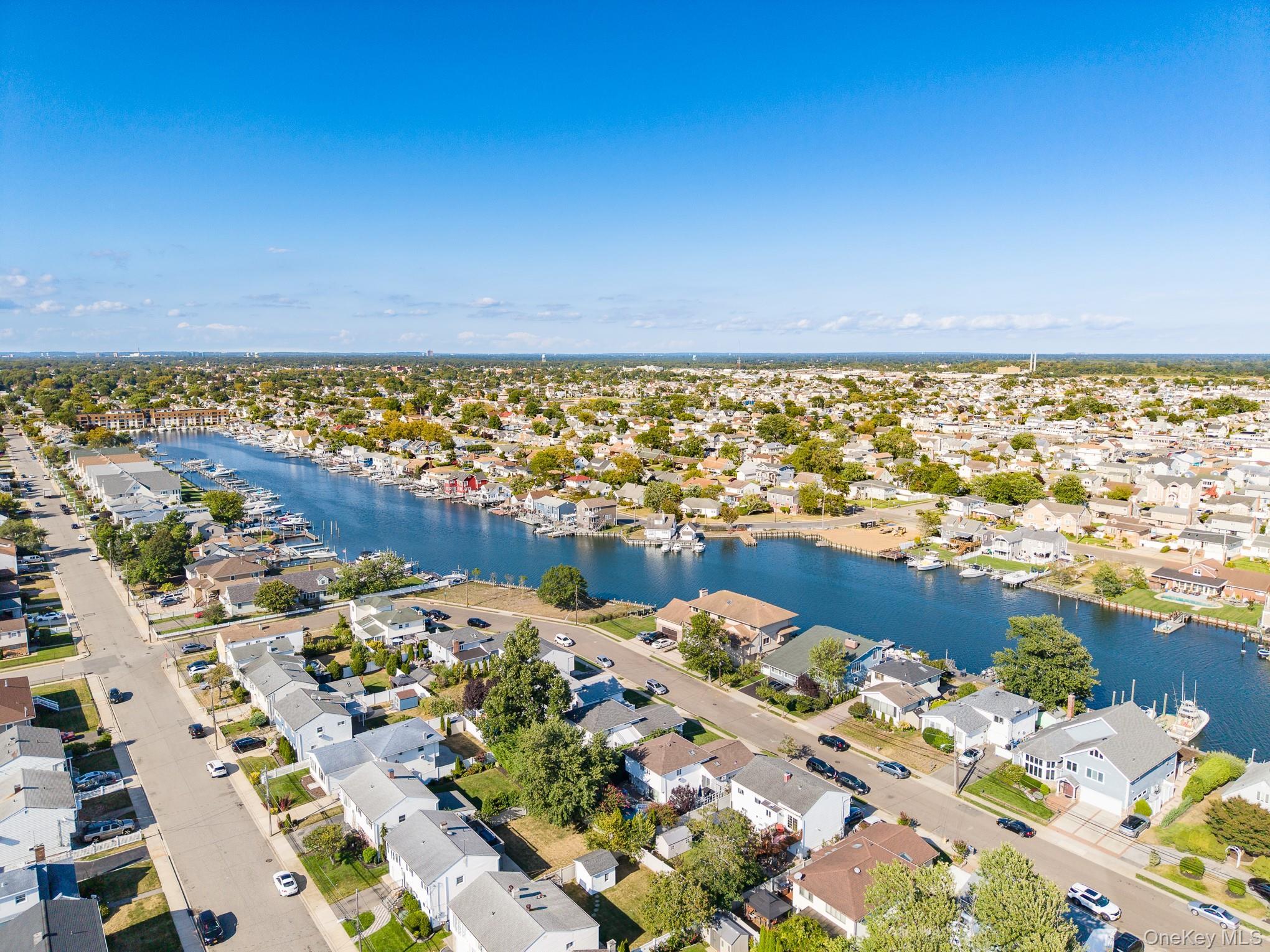 Single Family Park  Nassau County, NY 11520, MLS-902797-27