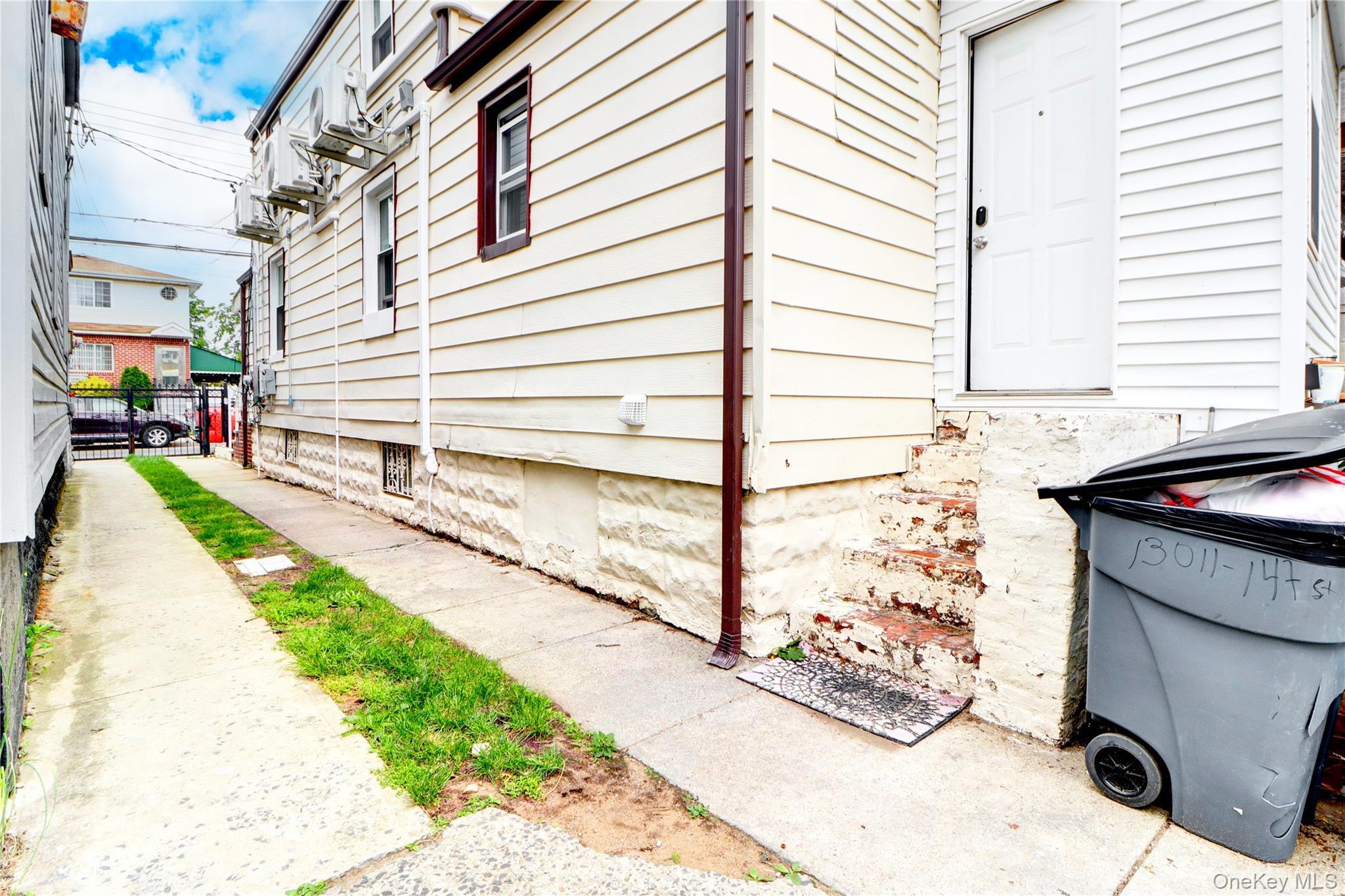 Single Family 147th  Queens, NY 11436, MLS-902824-30