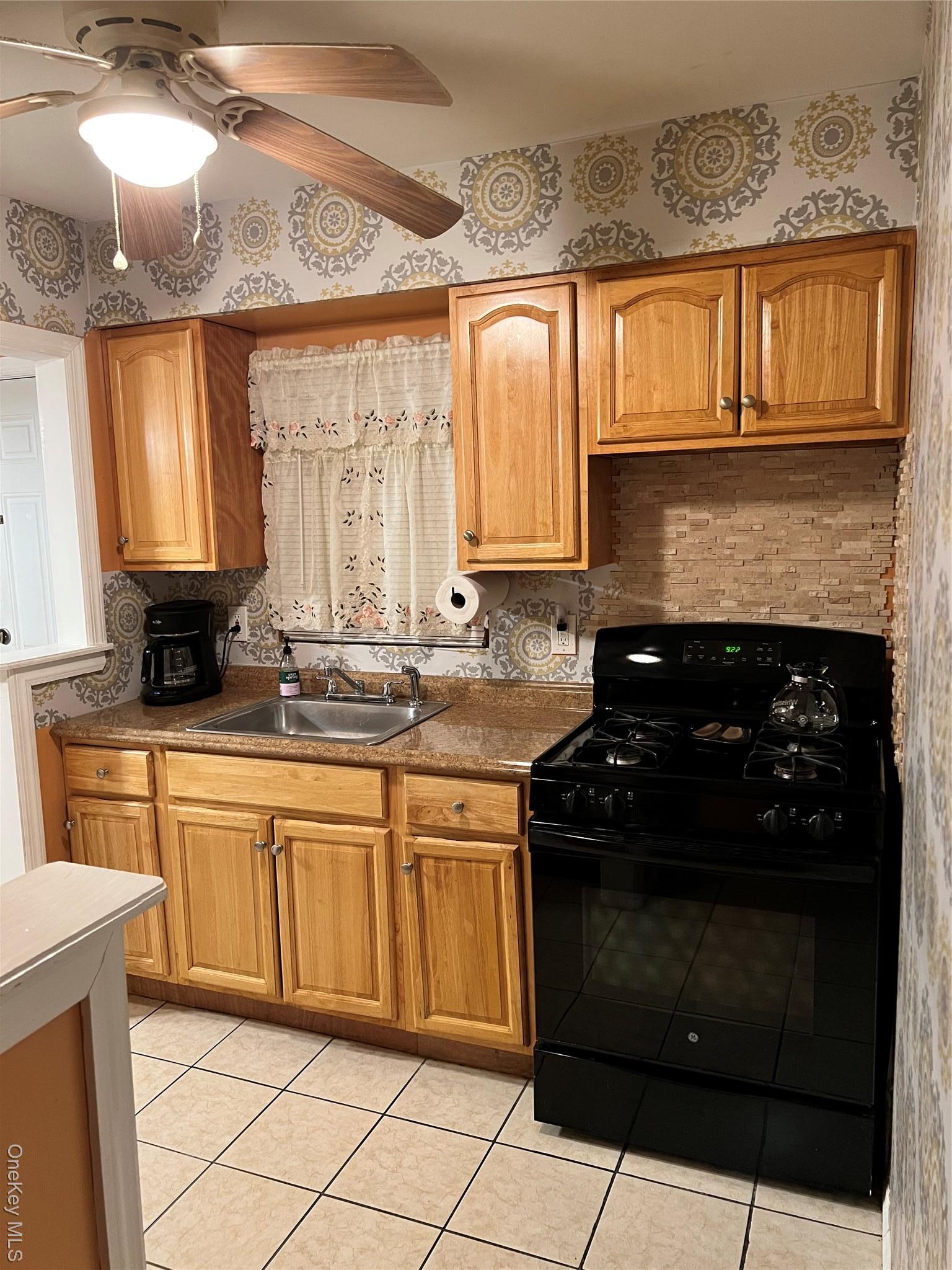 Single Family Pennywood Nassau County, NY 11575, MLS-902854-3