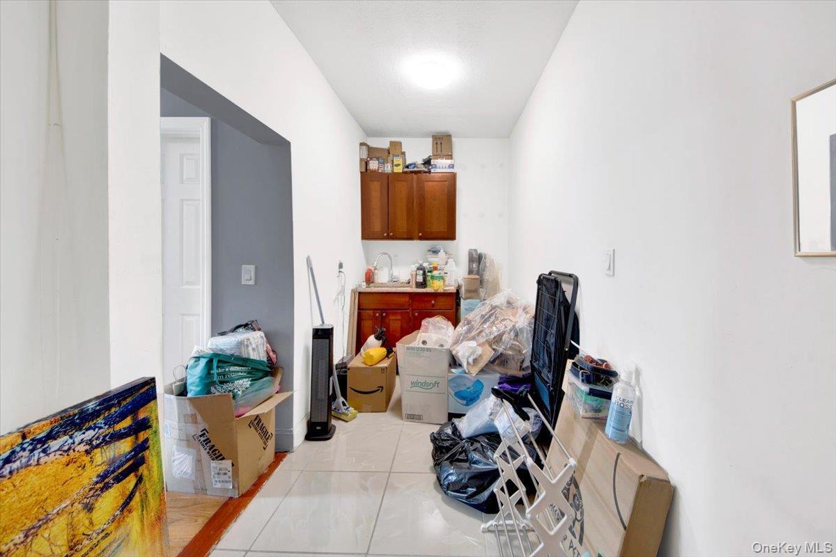 Single Family 230th  Bronx, NY 10466, MLS-902856-18