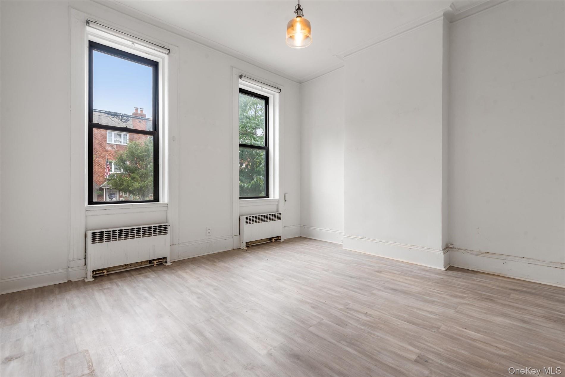 Single Family Linden  Queens, NY 11385, MLS-902923-4