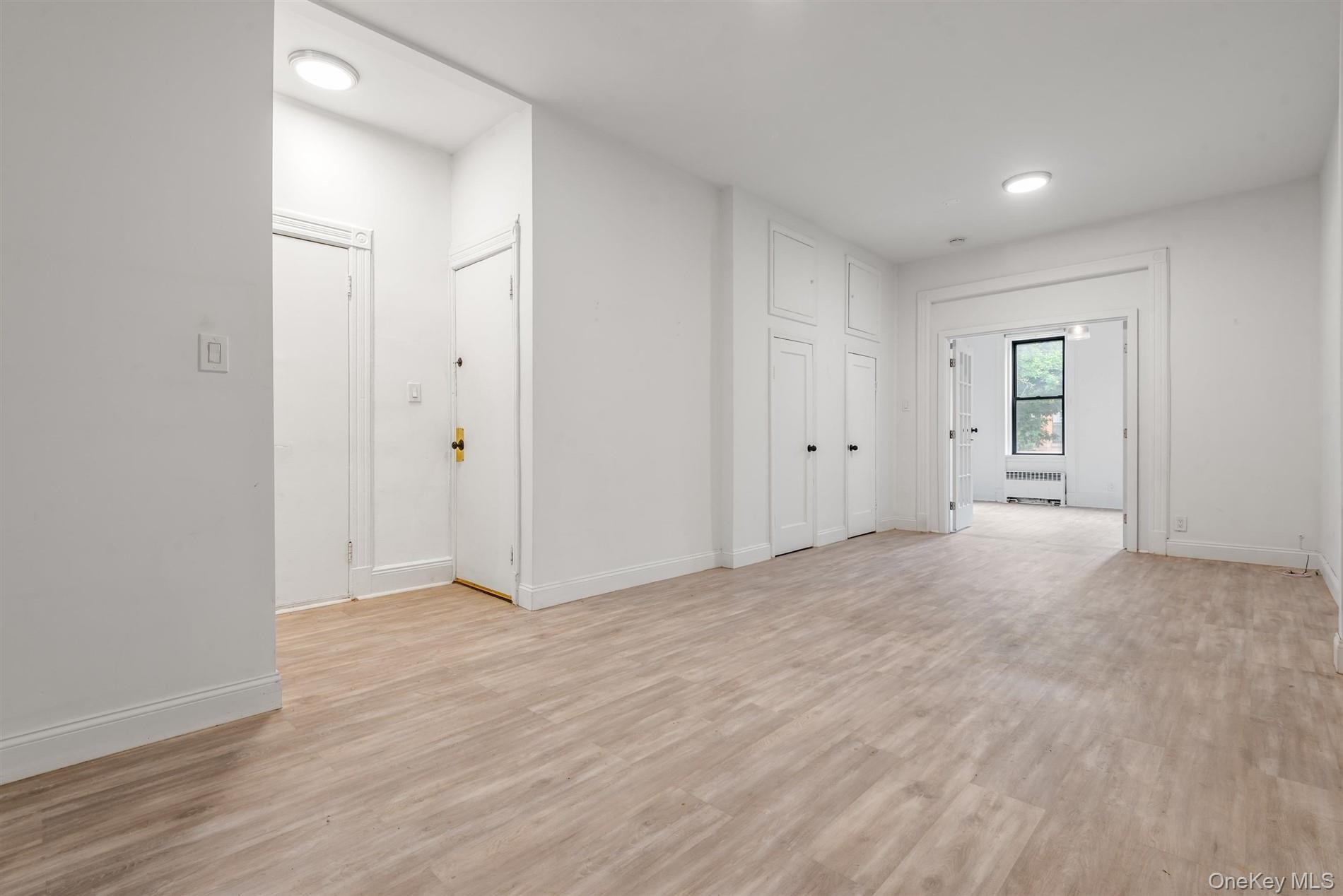 Single Family Linden  Queens, NY 11385, MLS-902923-6