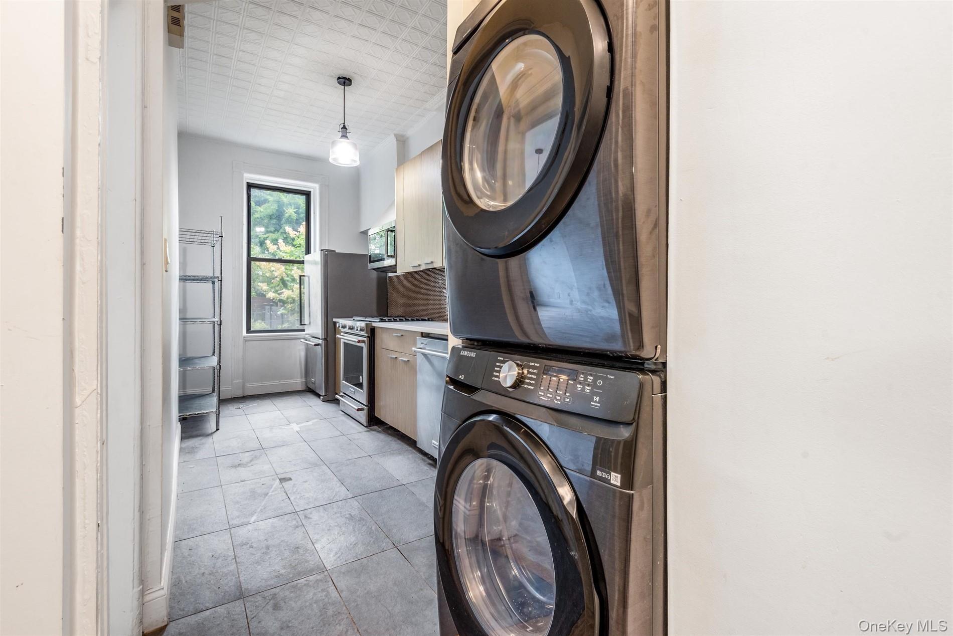 Single Family Linden  Queens, NY 11385, MLS-902923-9