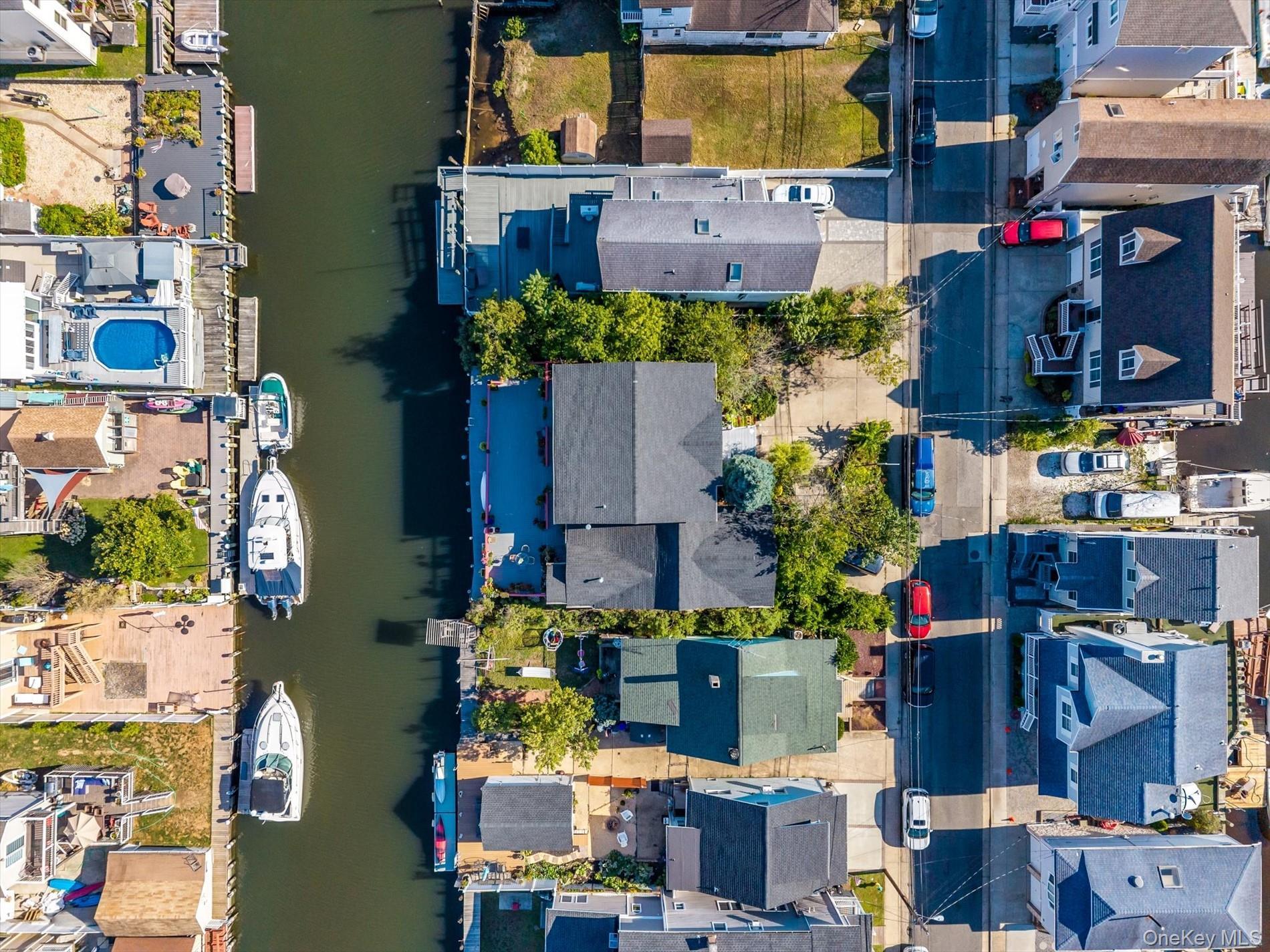 Single Family Sportsmans  Nassau County, NY 11520, MLS-902941-31