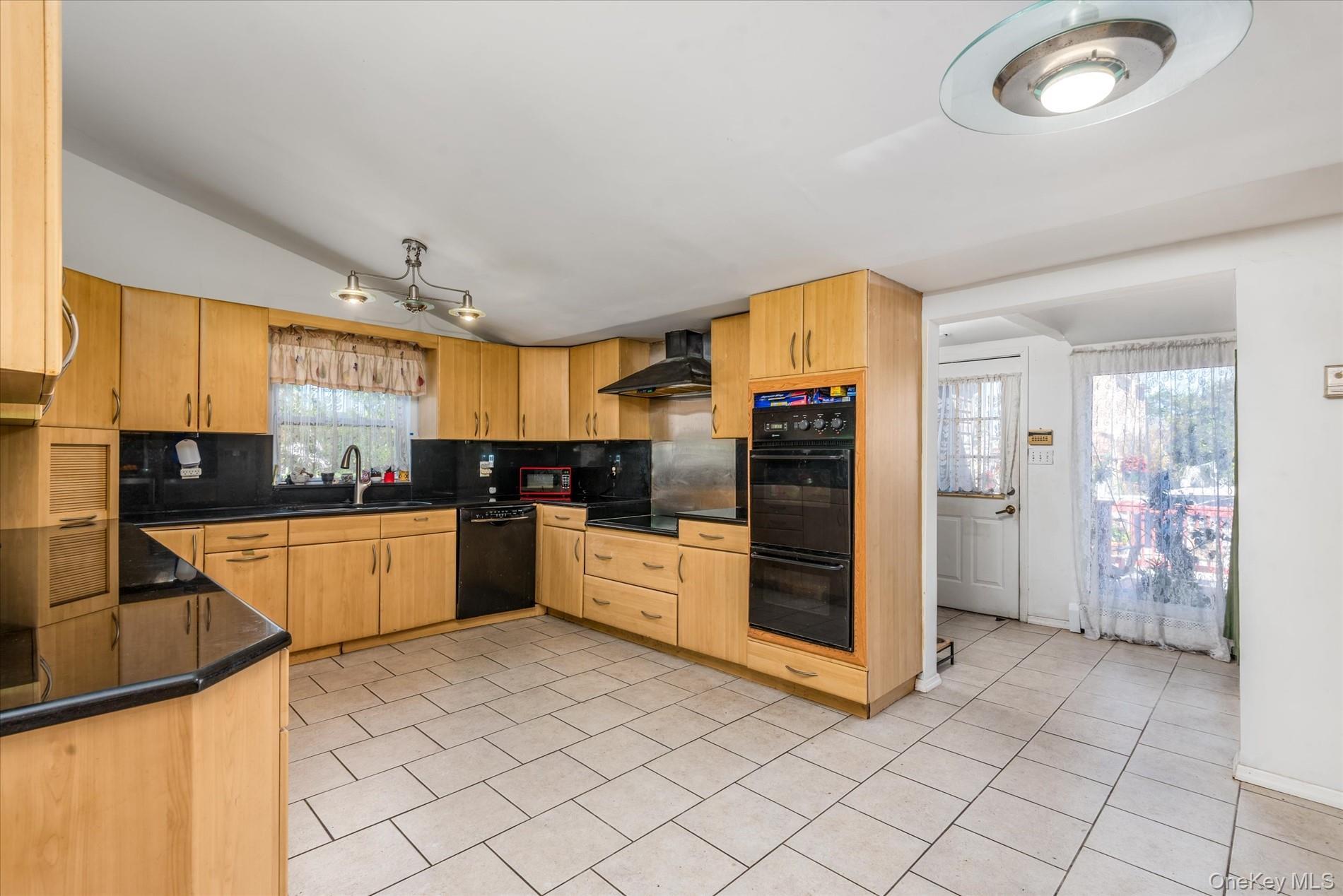 Single Family Sportsmans  Nassau County, NY 11520, MLS-902941-8