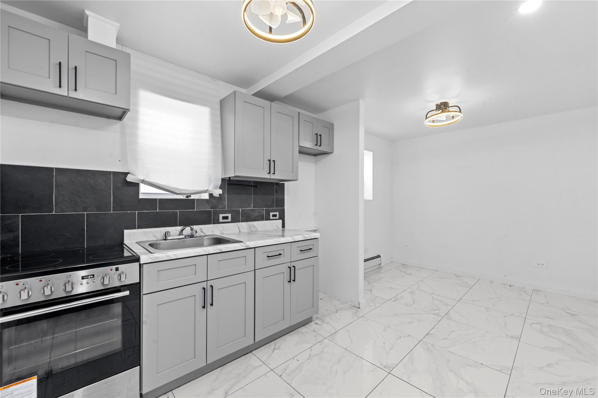 Single Family Adee  Bronx, NY 10469, MLS-902964-11