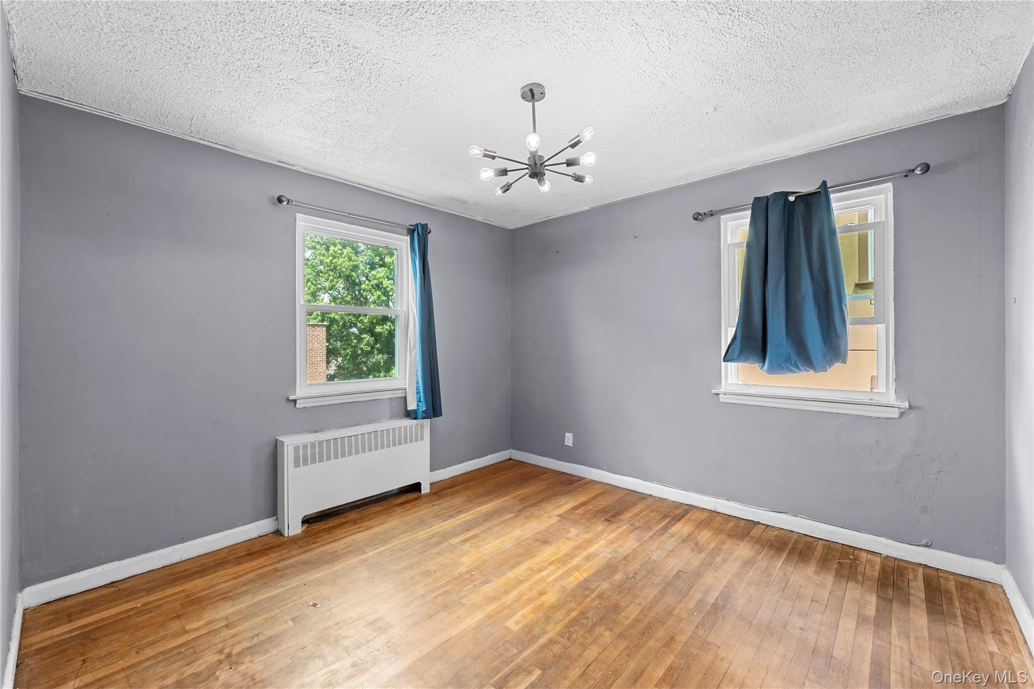 Single Family Adee  Bronx, NY 10469, MLS-902964-8