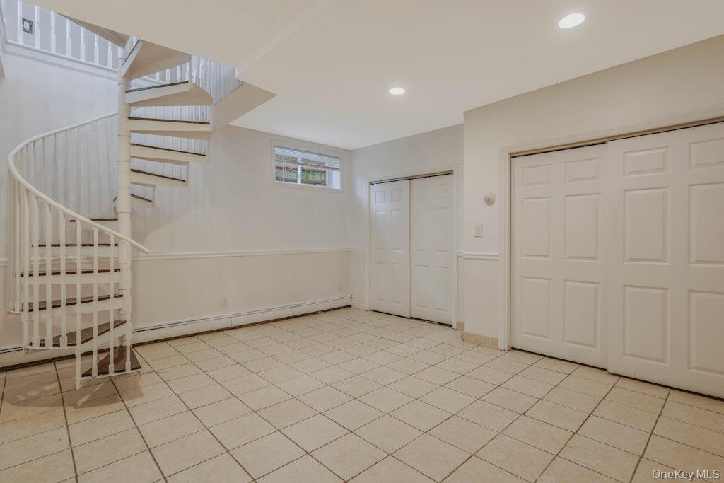 Single Family Rushmore  Nassau County, NY 11514, MLS-902966-21