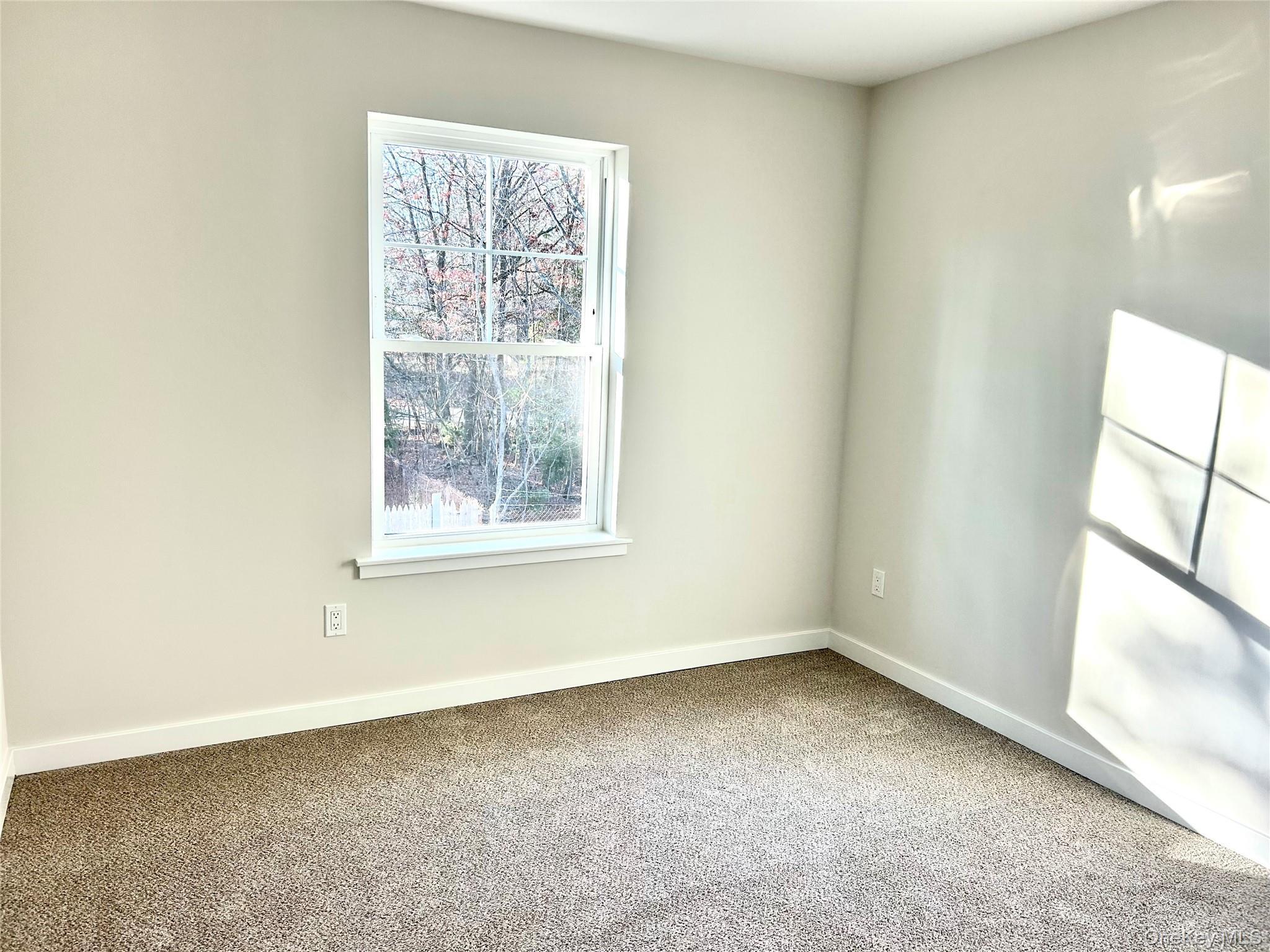 Single Family 2nd Suffolk County, NY 11779, MLS-902982-11