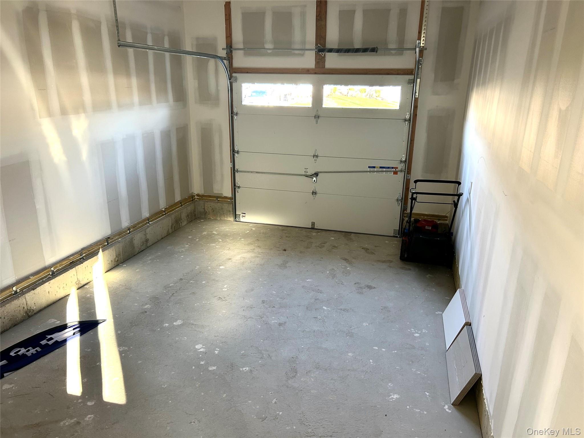 Single Family 2nd  Suffolk County, NY 11779, MLS-902982-13