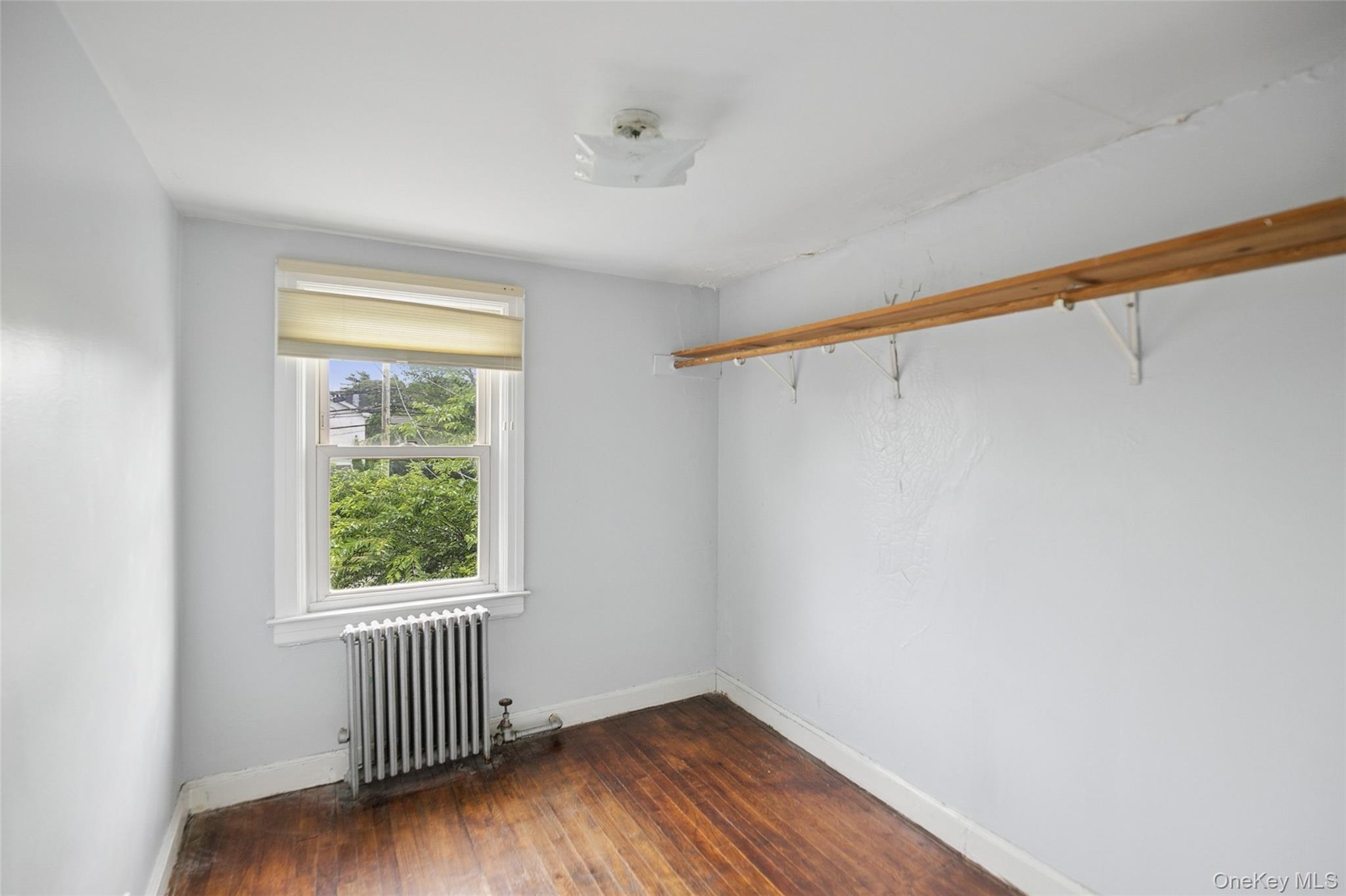 Single Family Little East Neck  Suffolk County, NY 11704, MLS-903001-22