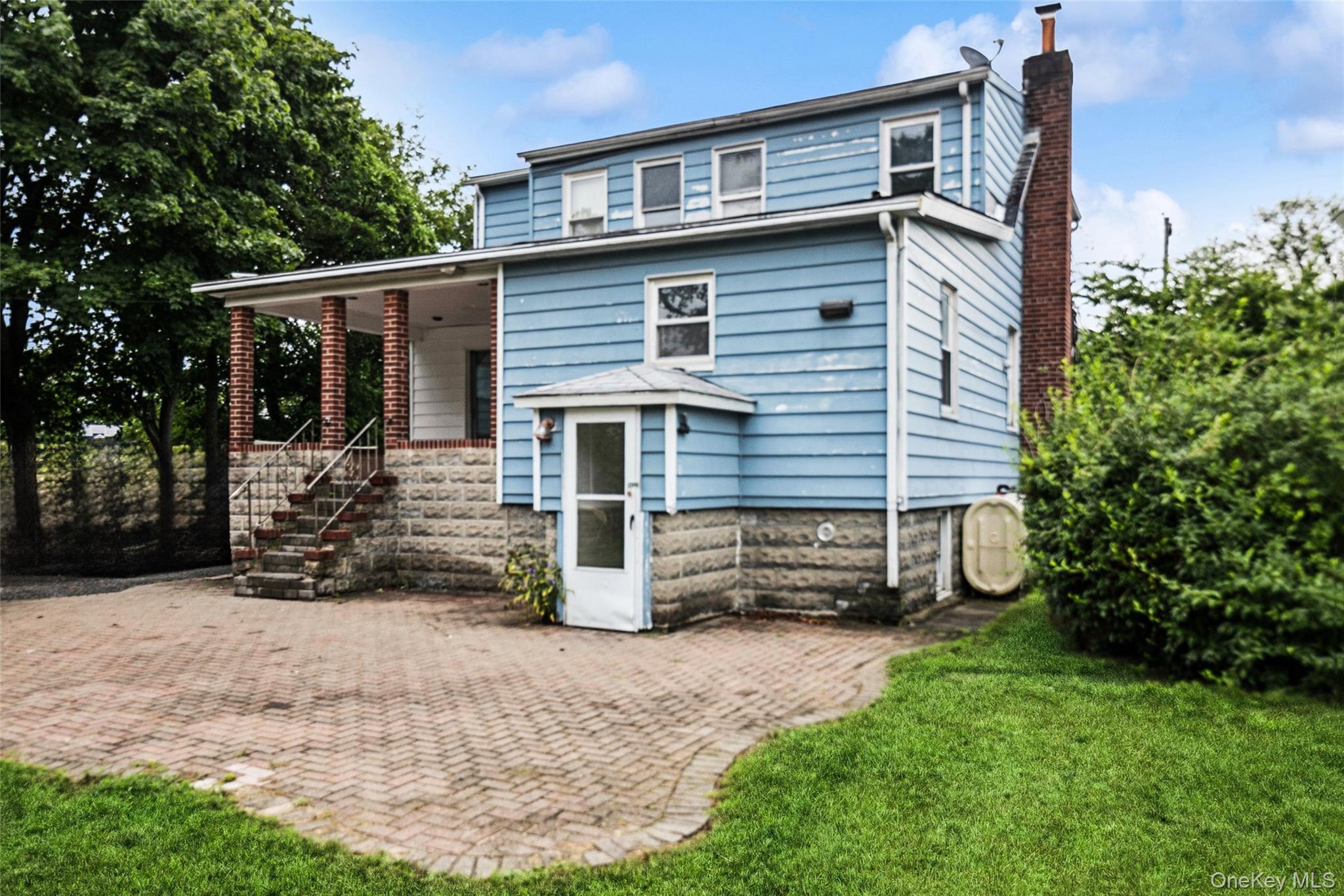 Single Family Little East Neck  Suffolk County, NY 11704, MLS-903001-26