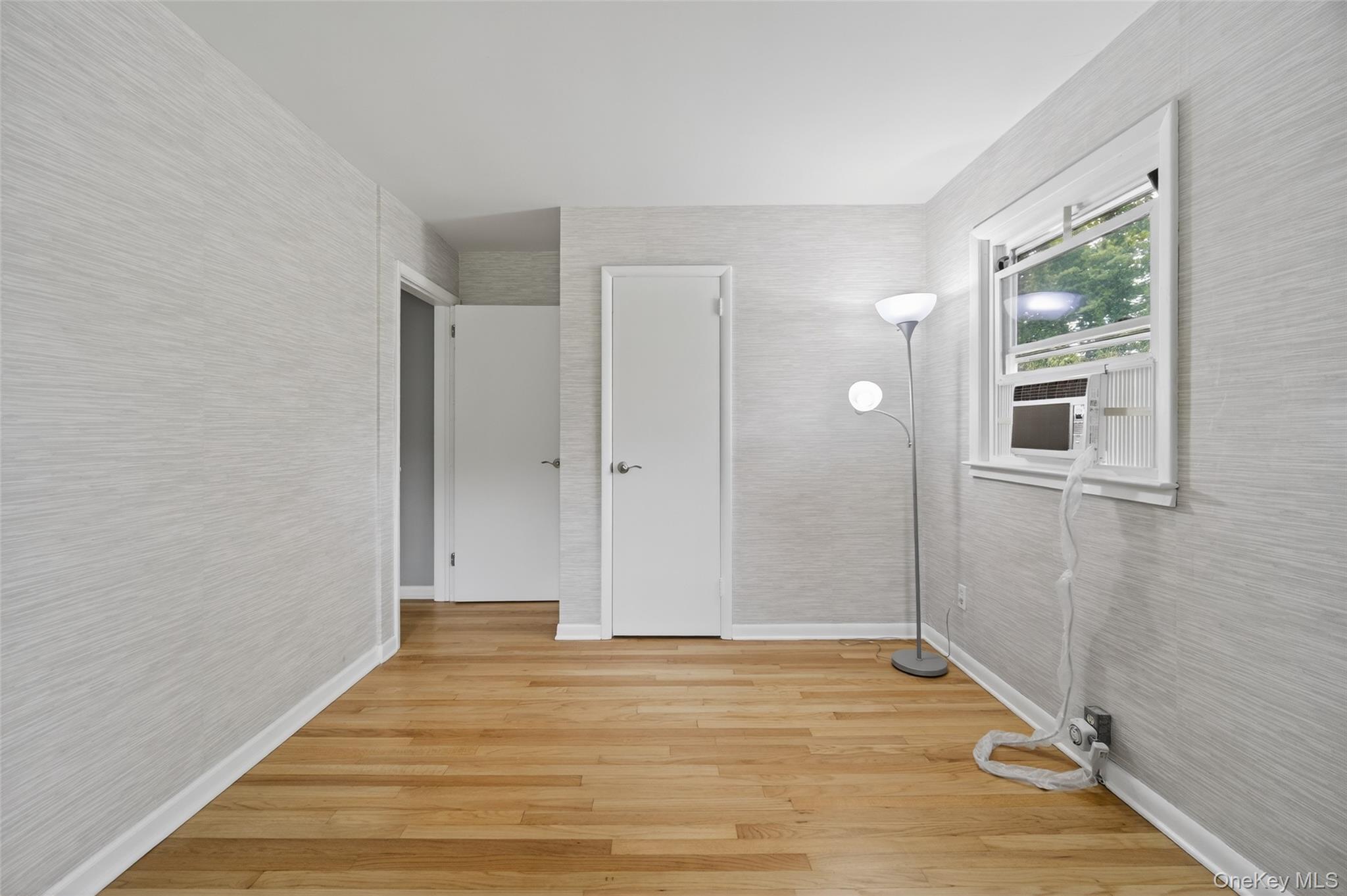 Single Family Old Farms Dutchess County, NY 12603, MLS-903002-18