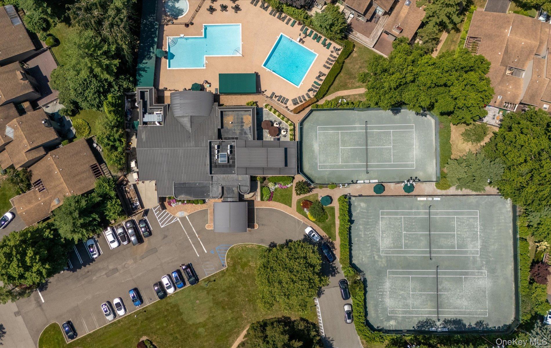 Condo Carriage House  Nassau County, NY 11753, MLS-903016-41