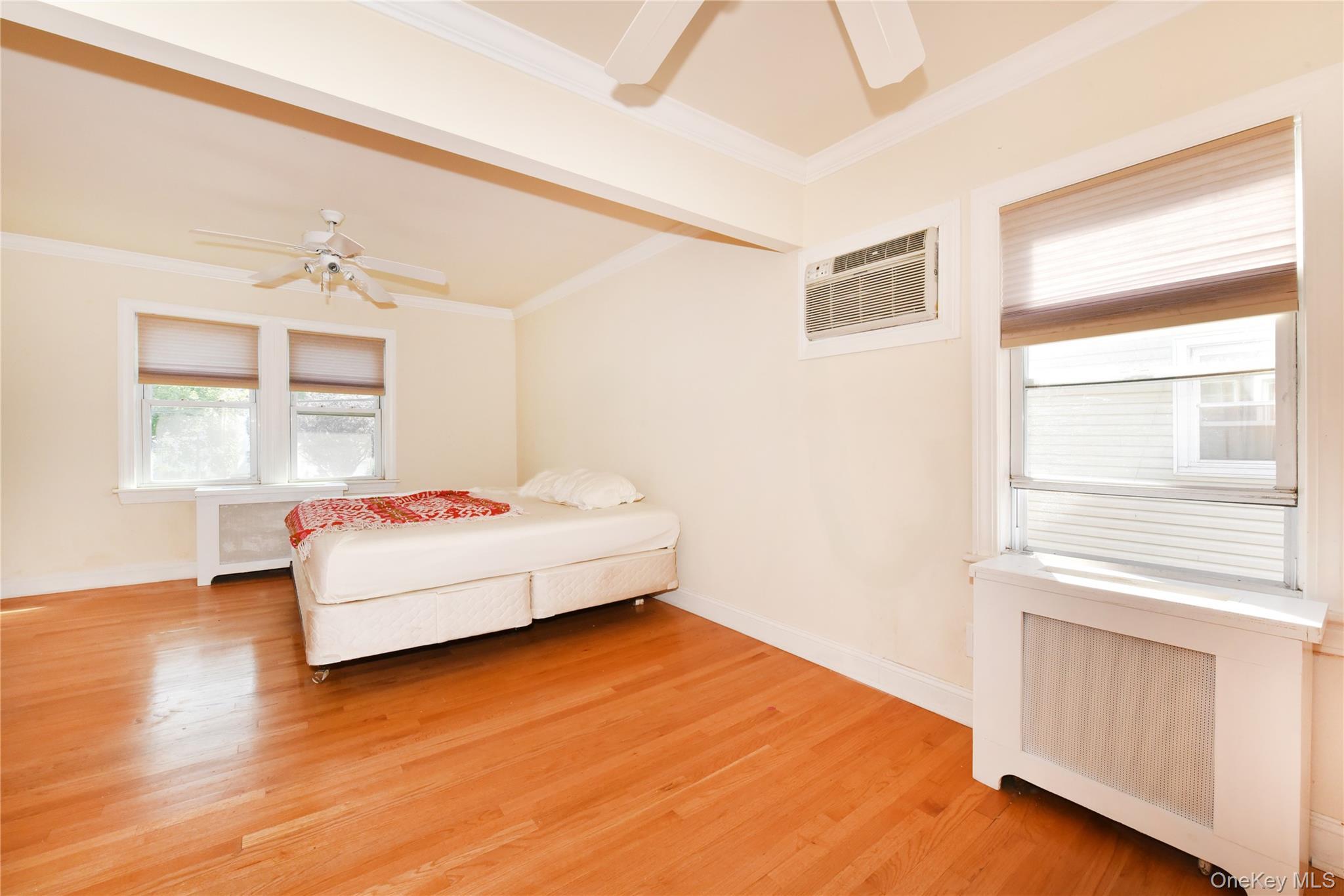 Single Family Baldwin  Nassau County, NY 11550, MLS-903019-18