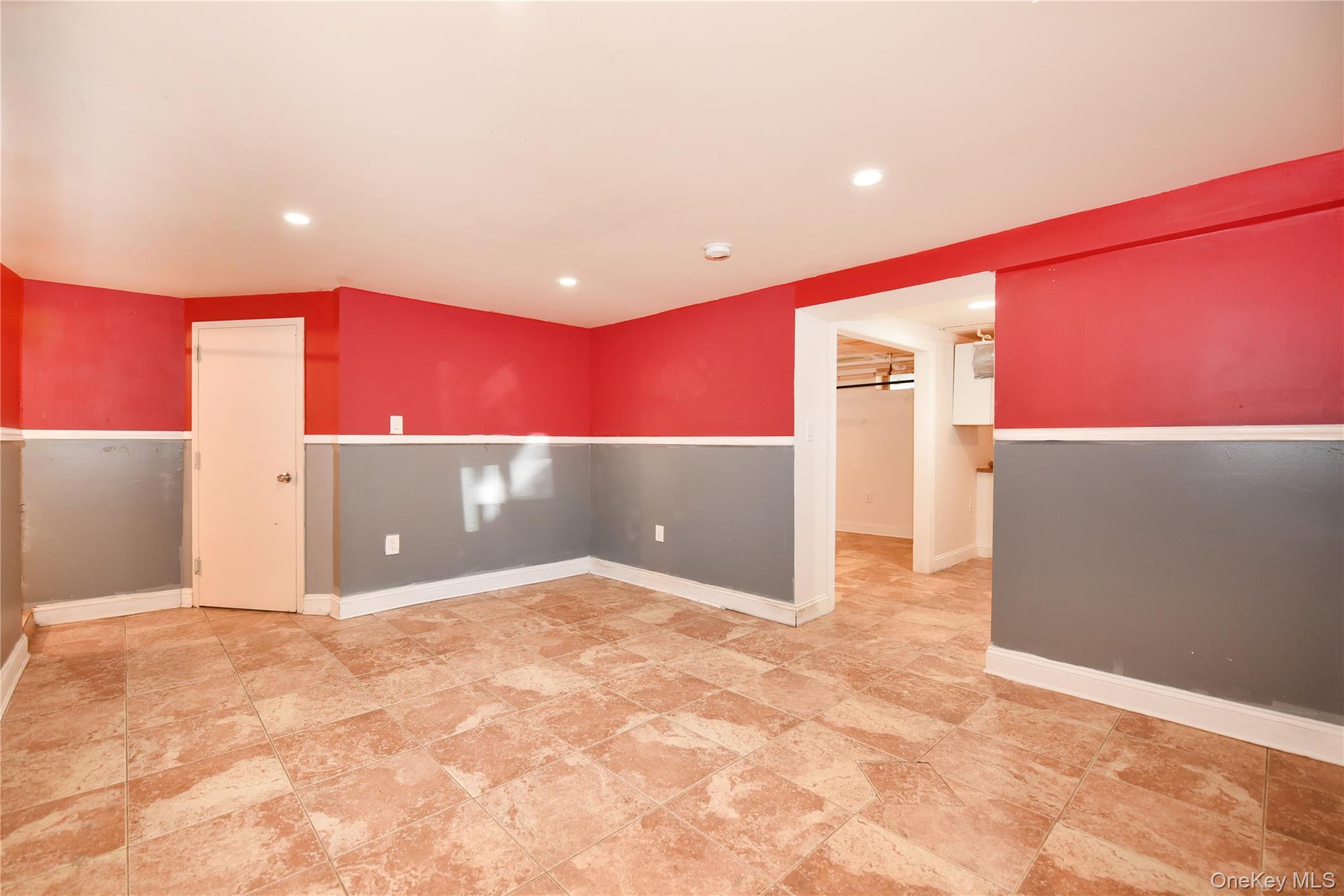 Single Family Baldwin  Nassau County, NY 11550, MLS-903019-26