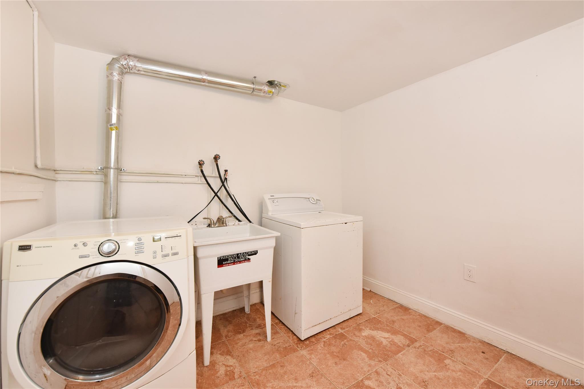 Single Family Baldwin  Nassau County, NY 11550, MLS-903019-31