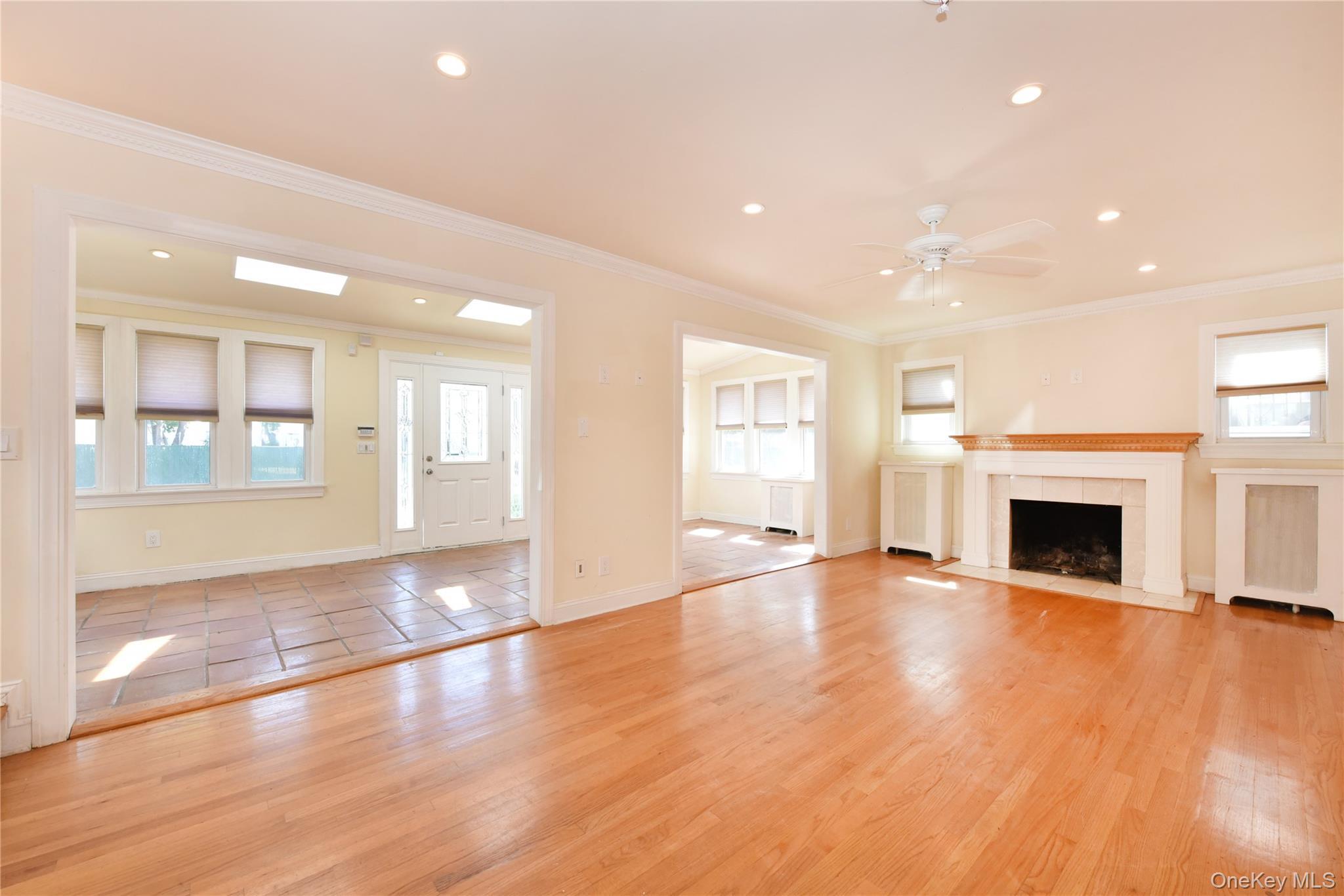 Single Family Baldwin  Nassau County, NY 11550, MLS-903019-6