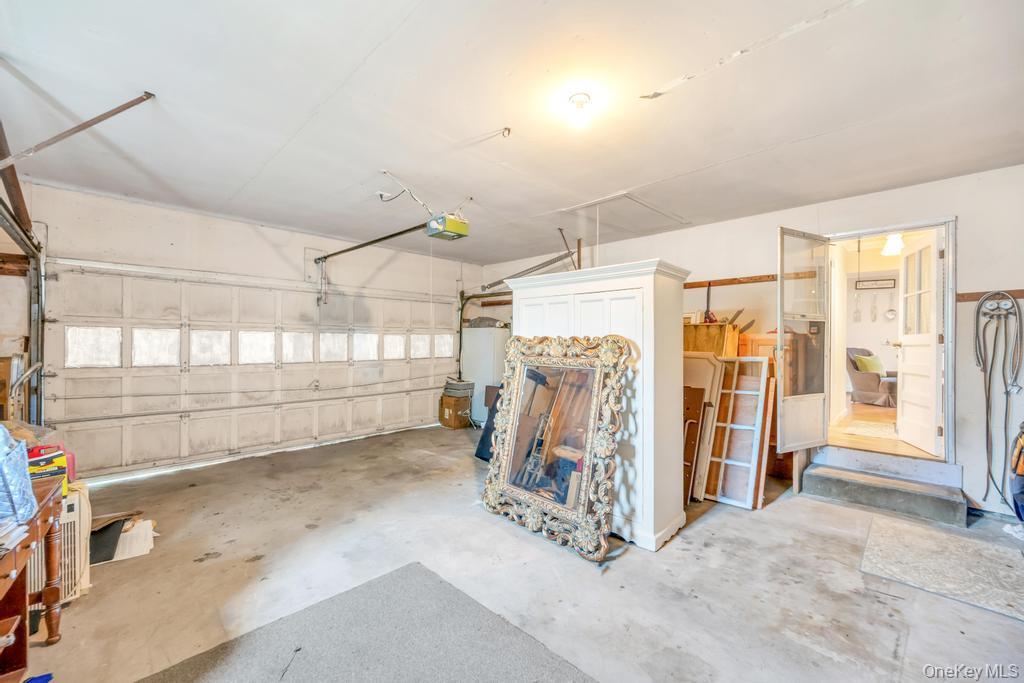 Single Family Mill  Suffolk County, NY 11977, MLS-903030-34