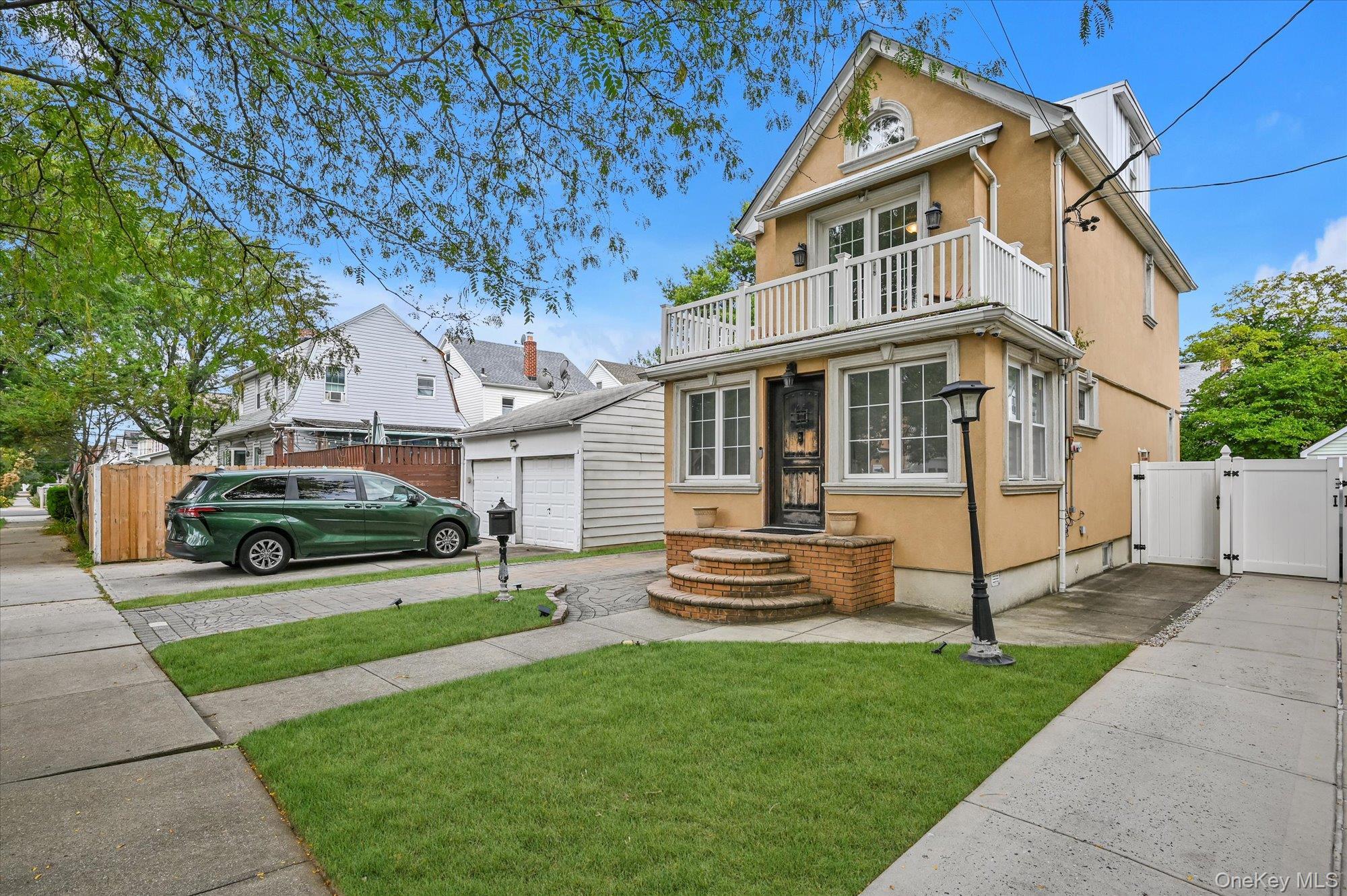 Single Family Edmore Queens, NY 11428, MLS-903055-23