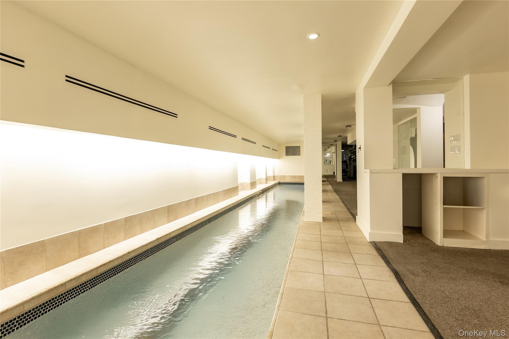 Single Family Central Manhattan, NY 10024, MLS-903059-14