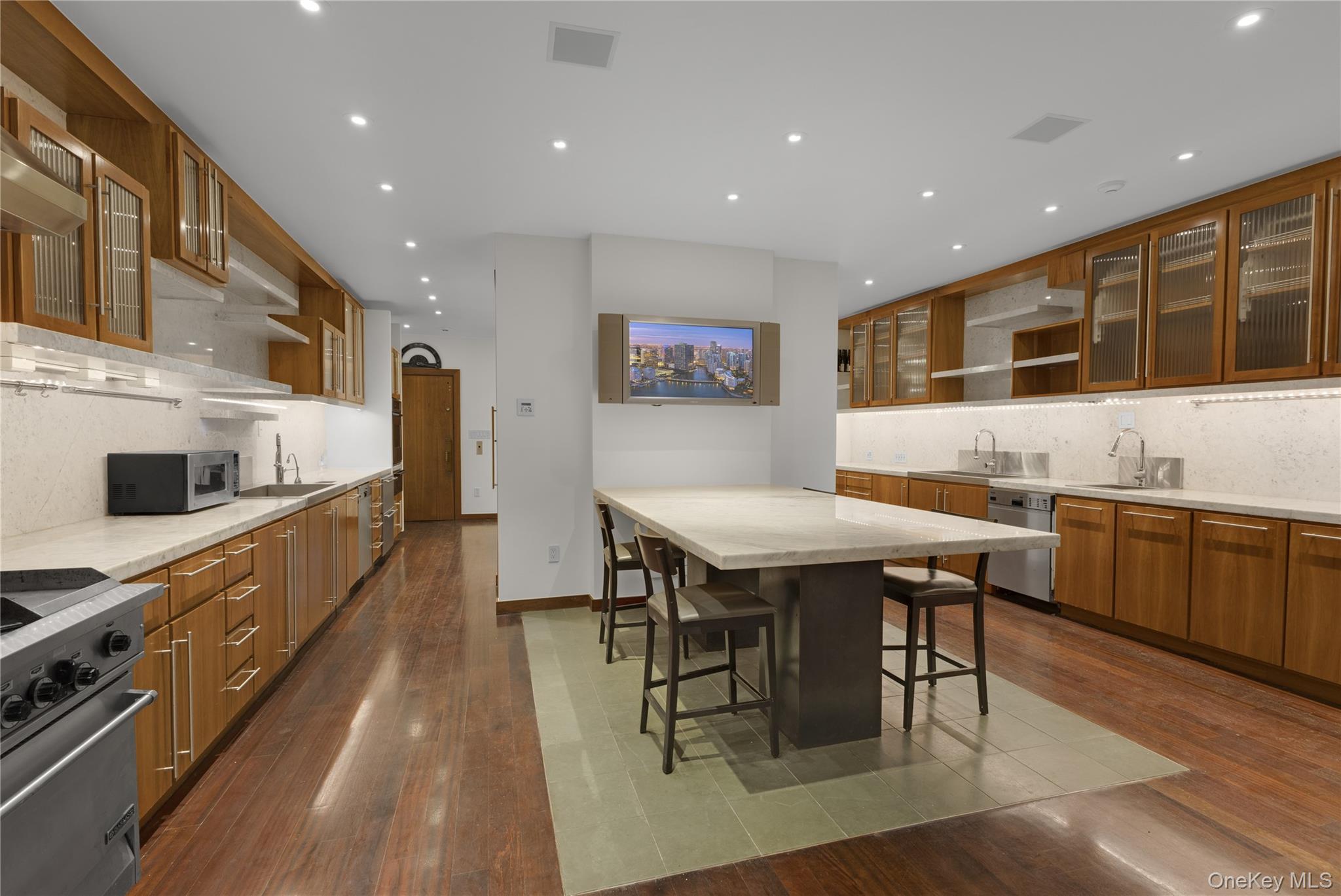 Single Family Central Manhattan, NY 10024, MLS-903059-6