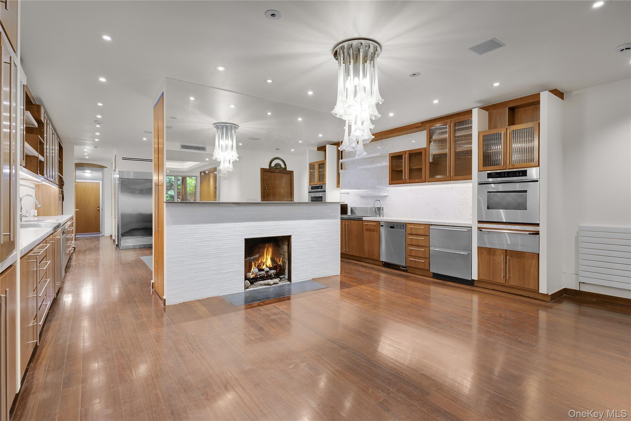 Single Family Central Manhattan, NY 10024, MLS-903059-9