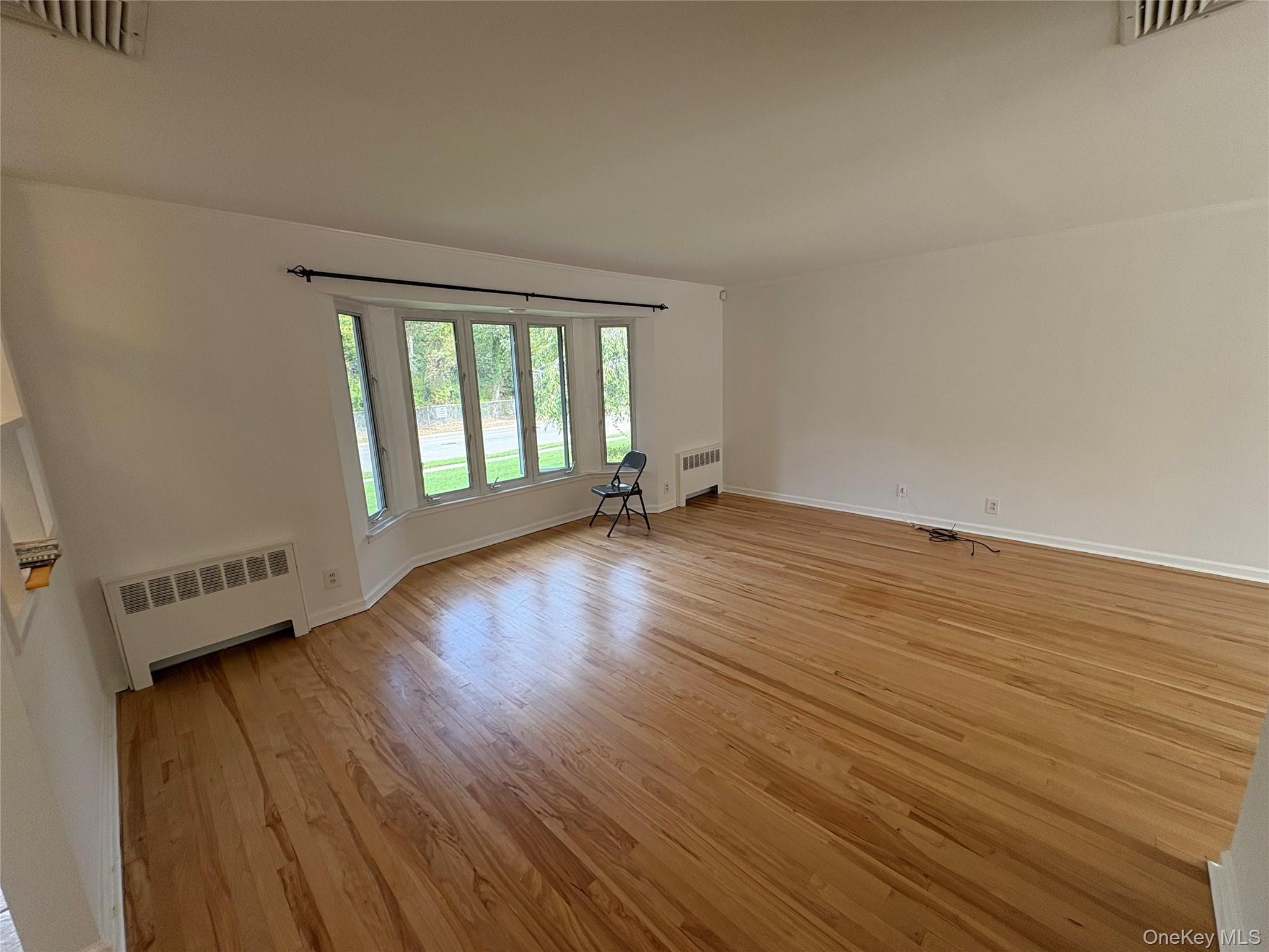 Single Family Morris  Nassau County, NY 11791, MLS-903106-5