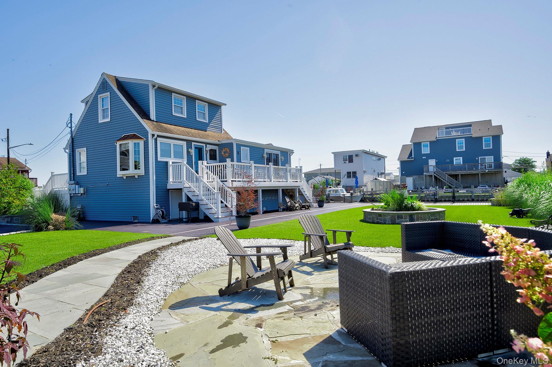 Single Family Bayview Suffolk County, NY 11757, MLS-903113-38