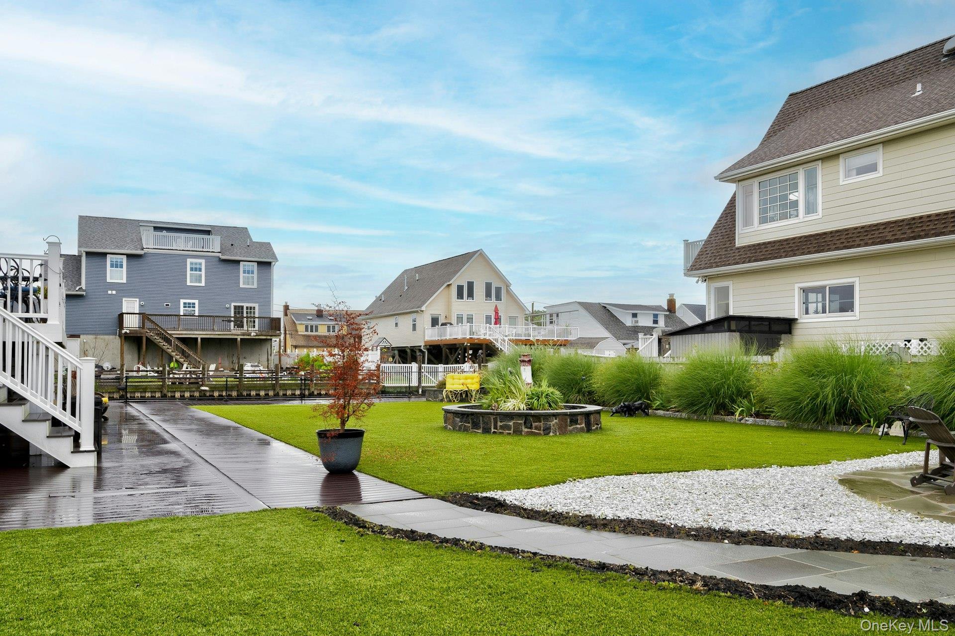 Single Family Bayview Suffolk County, NY 11757, MLS-903113-43