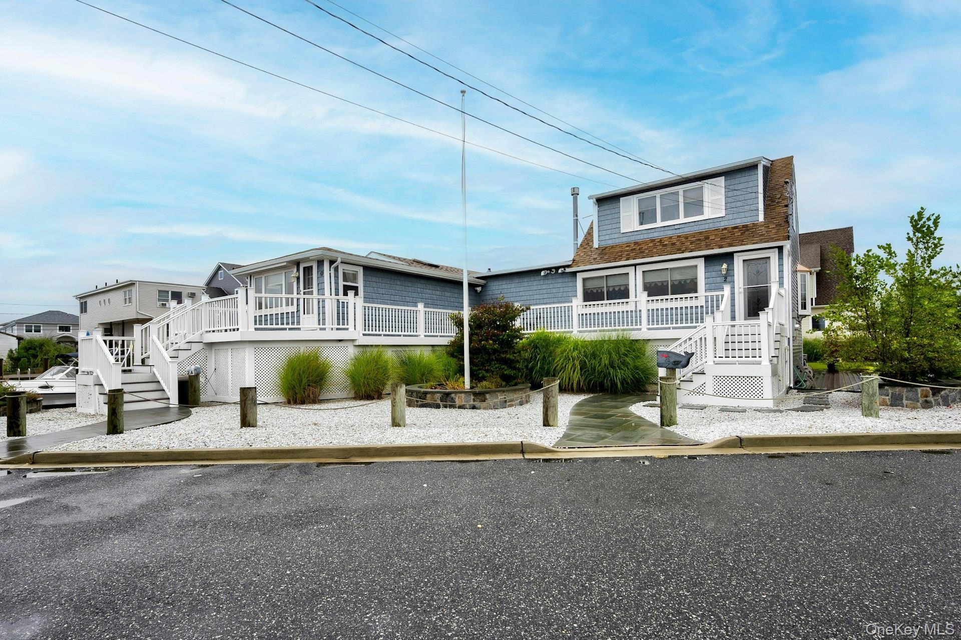 Single Family Bayview Suffolk County, NY 11757, MLS-903113-5