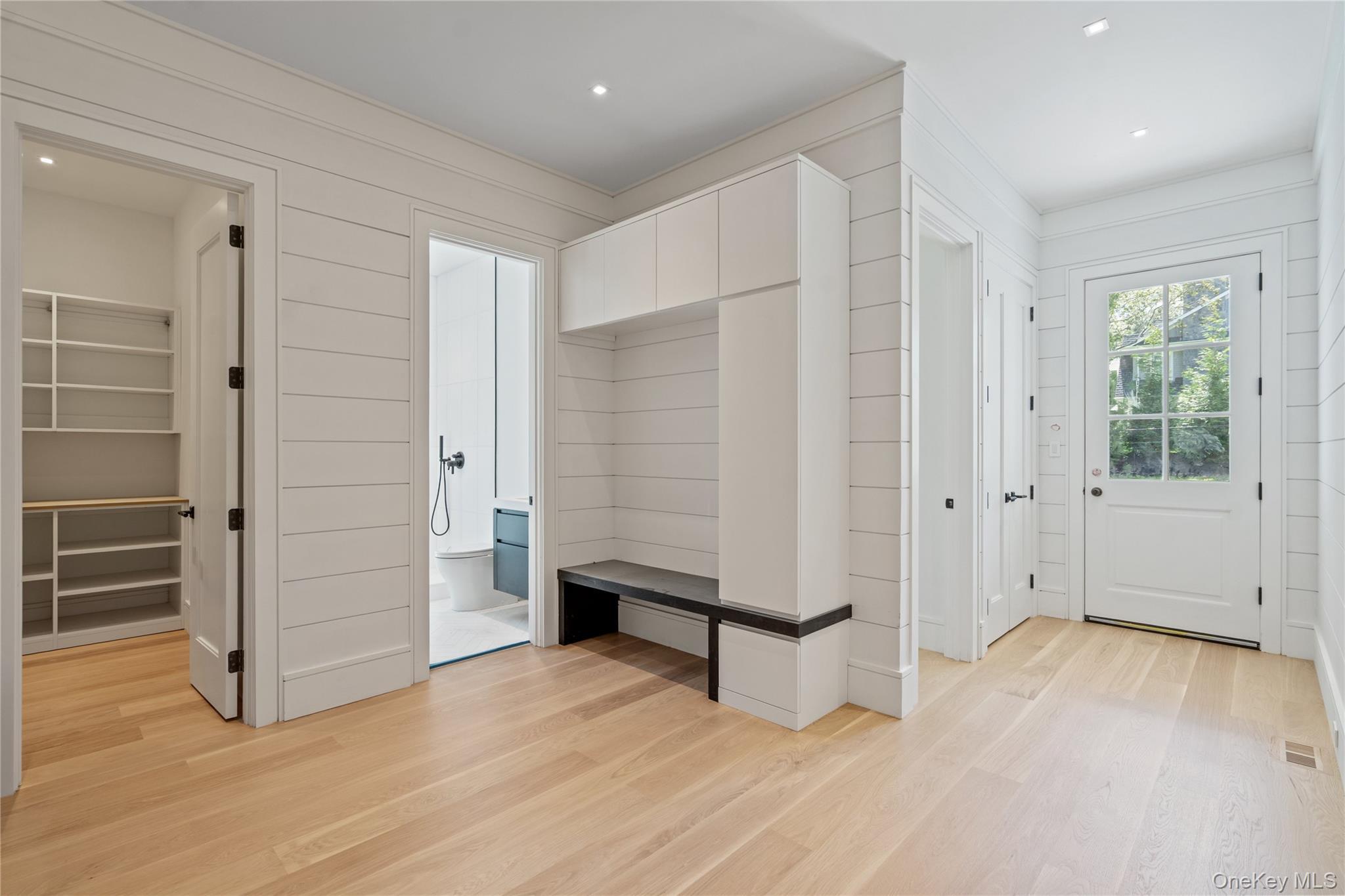 Single Family Dogwood Nassau County, NY 11545, MLS-903116-24