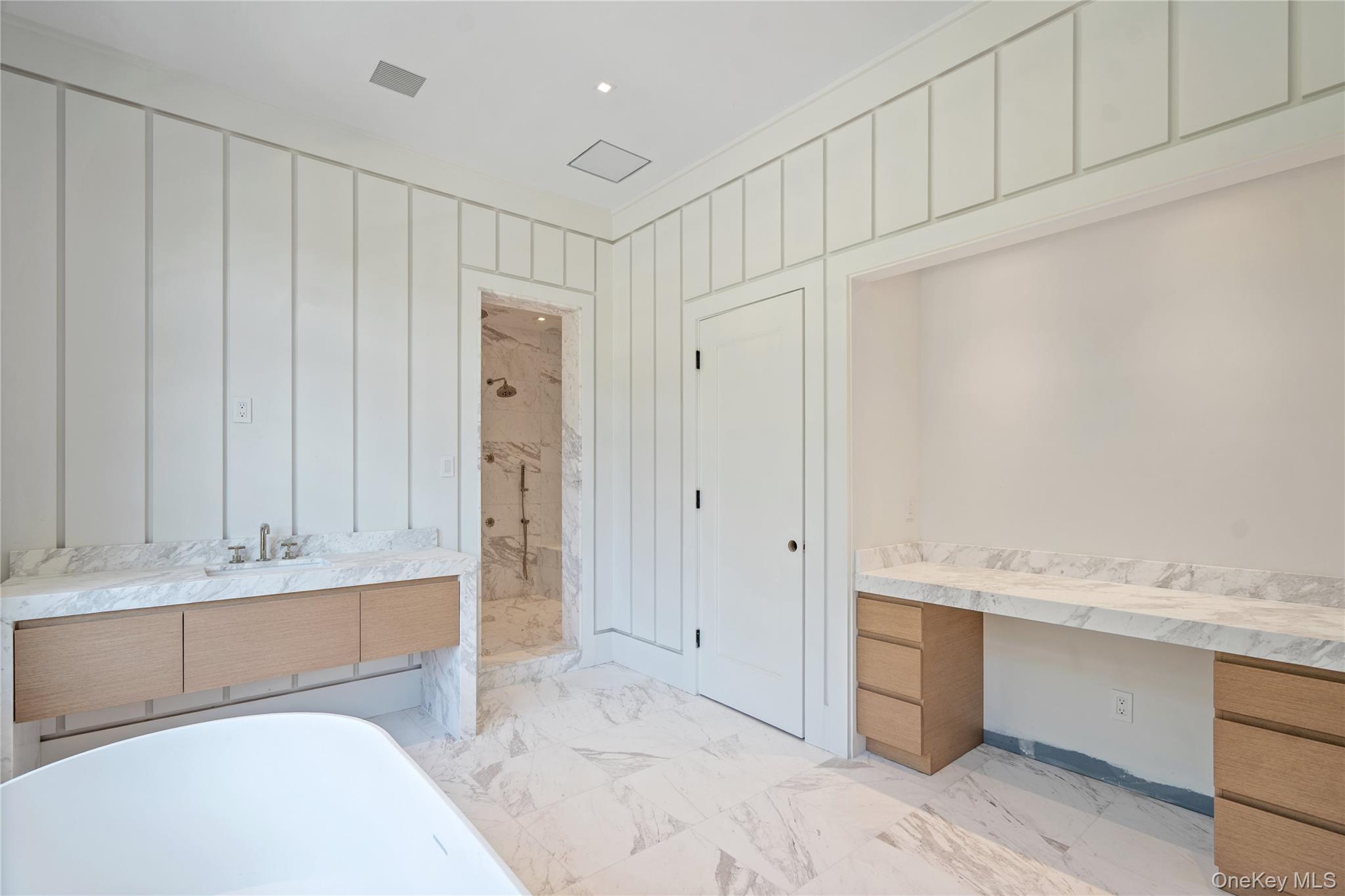 Single Family Dogwood Nassau County, NY 11545, MLS-903116-31