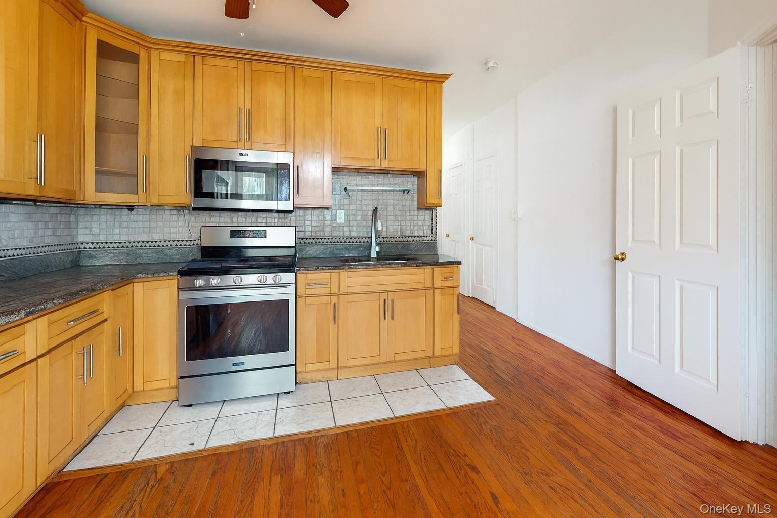 Single Family Lakewood  Queens, NY 11435, MLS-903119-3